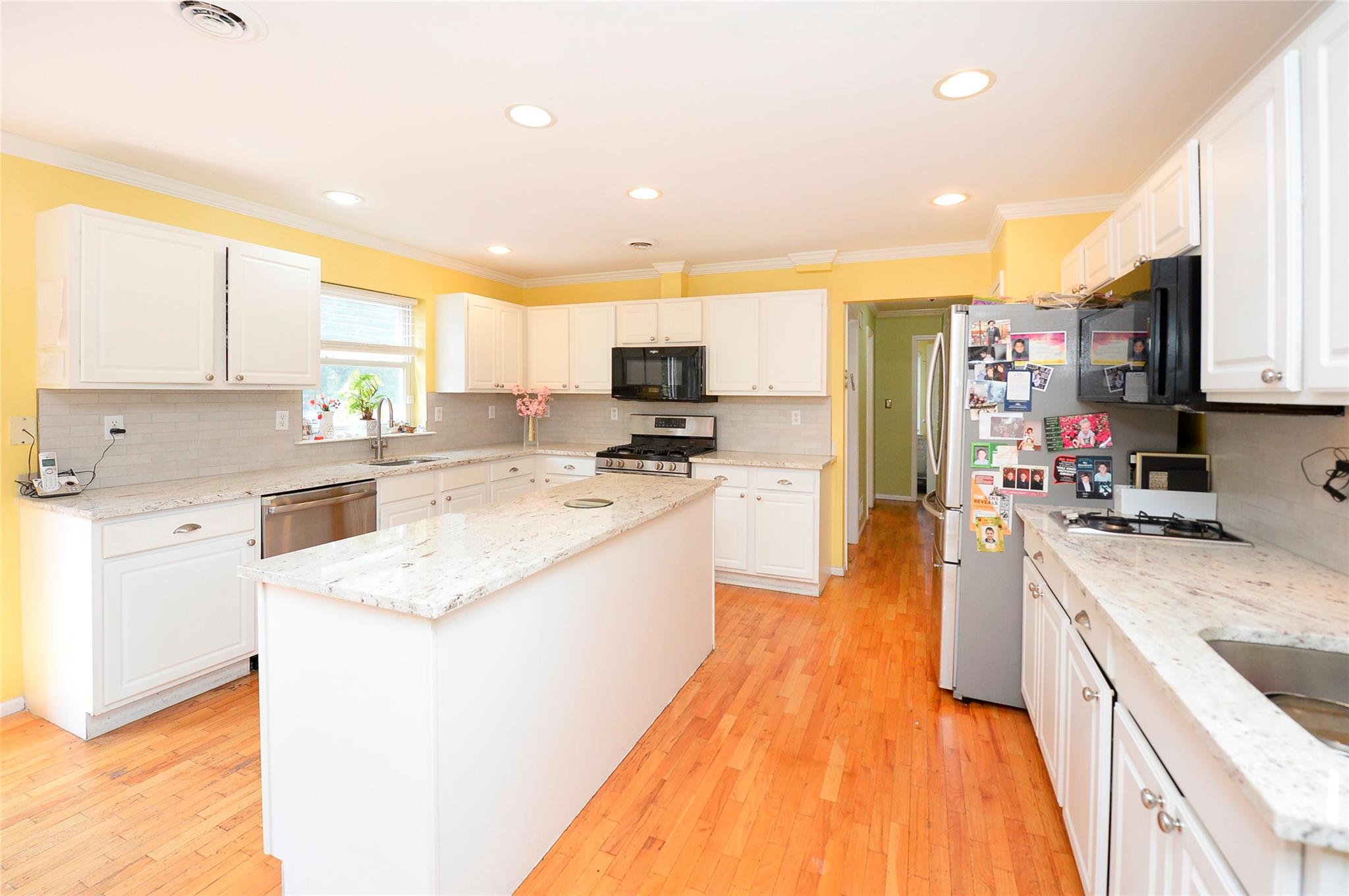 Single Family Red Schoolhouse  Rockland County, NY 10977, MLS-889209-13