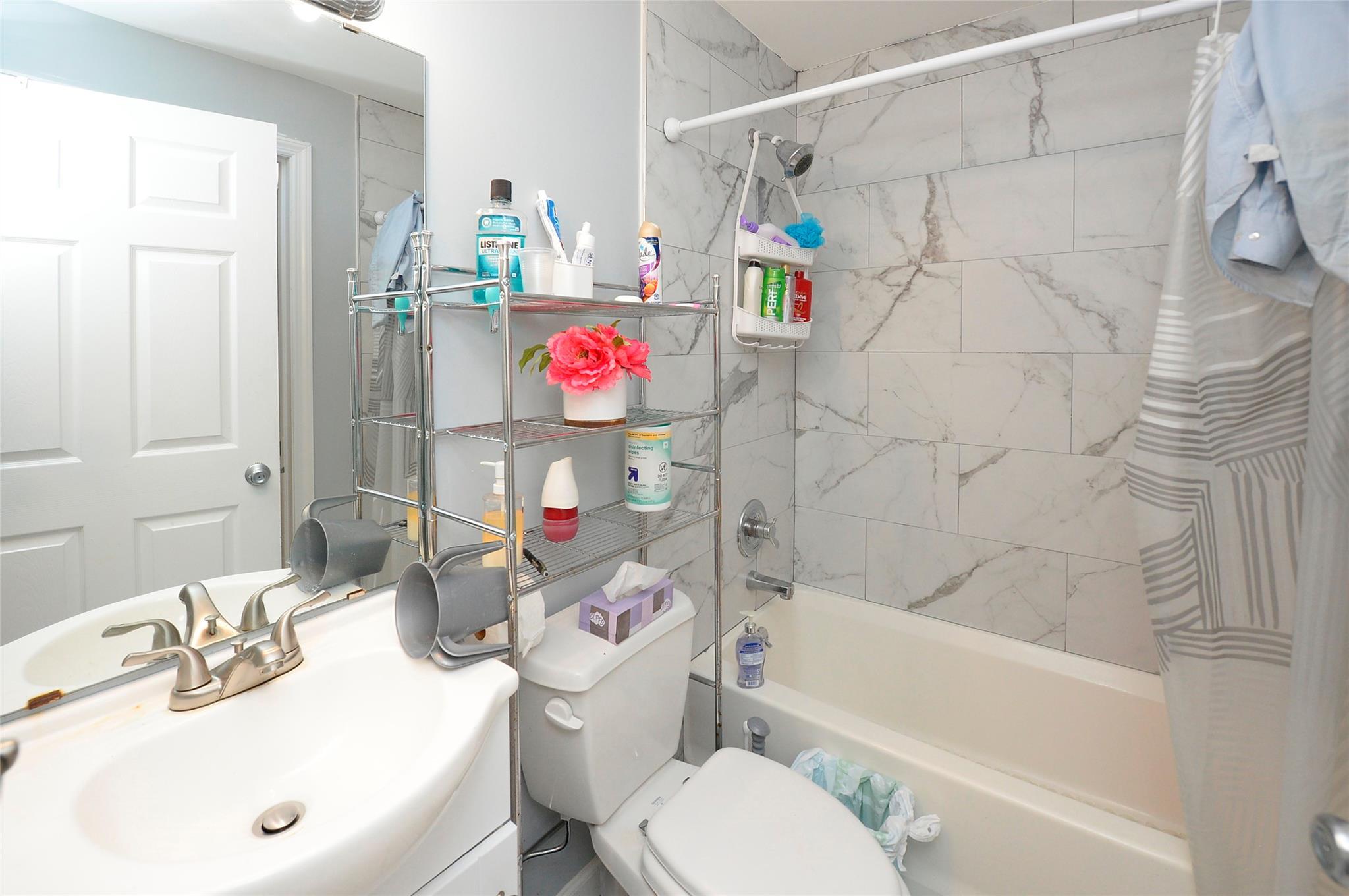 Single Family Red Schoolhouse  Rockland County, NY 10977, MLS-889209-30