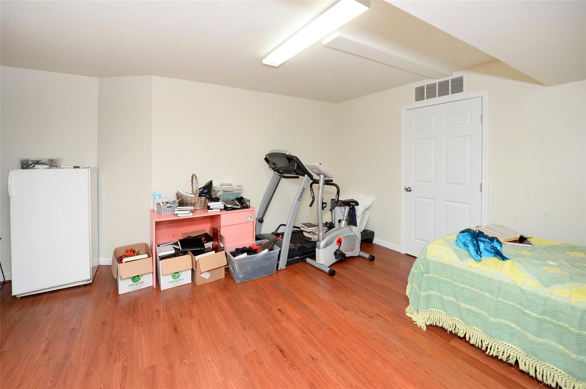 Single Family Red Schoolhouse  Rockland County, NY 10977, MLS-889209-31