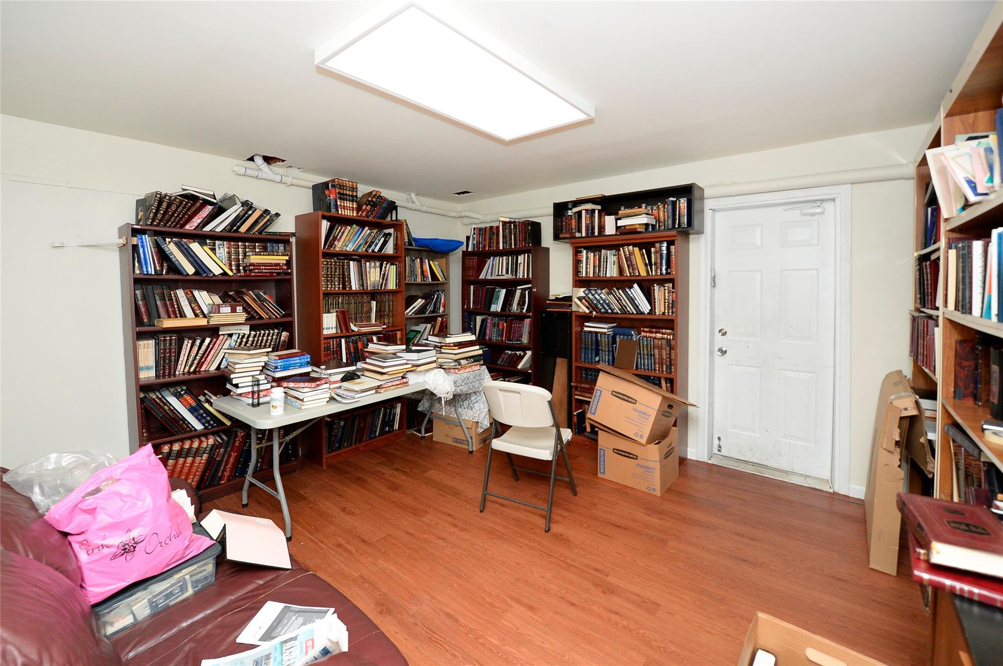 Single Family Red Schoolhouse  Rockland County, NY 10977, MLS-889209-32