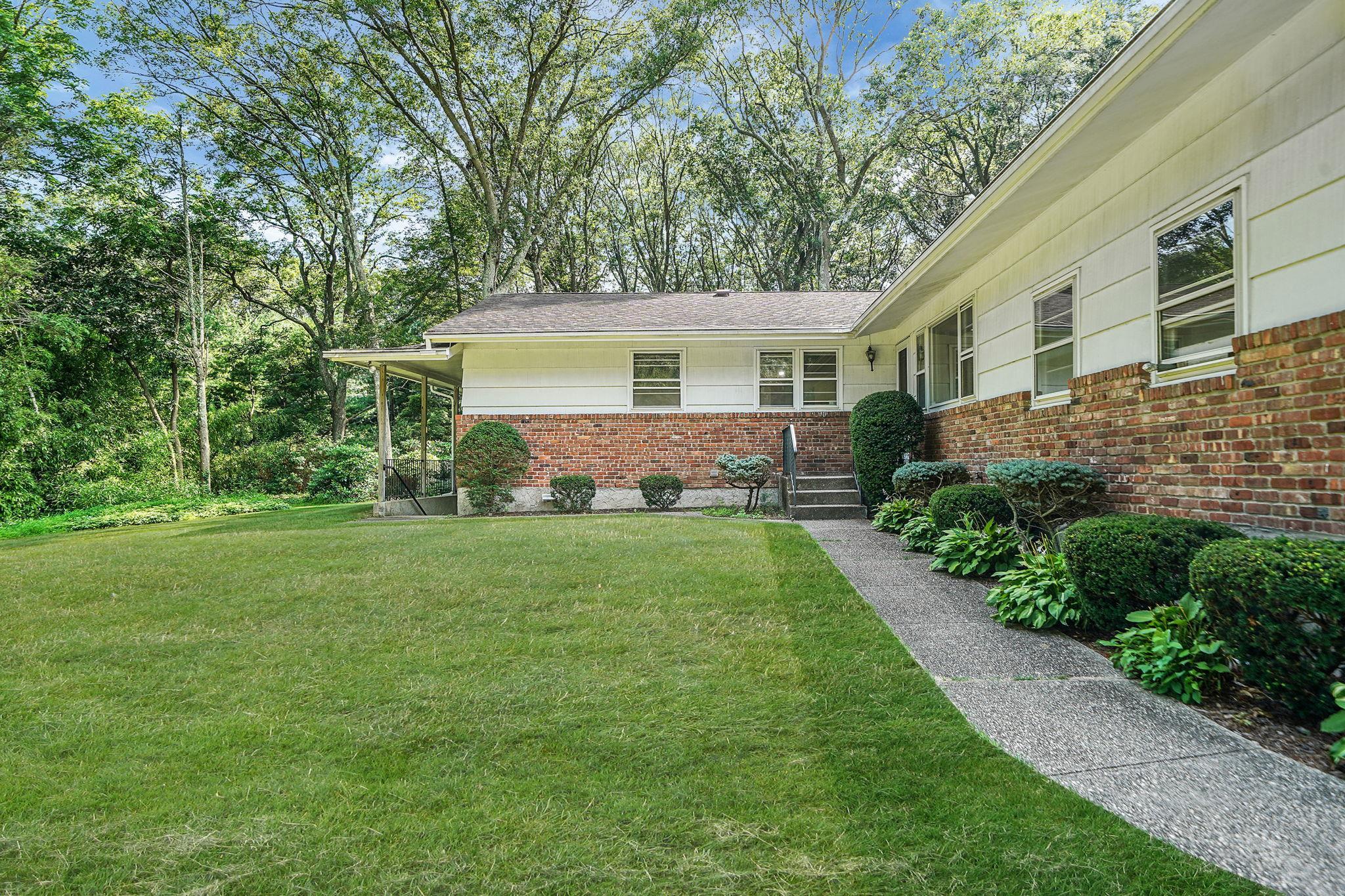 Single Family Deer Park  Suffolk County, NY 11746, MLS-889235-2