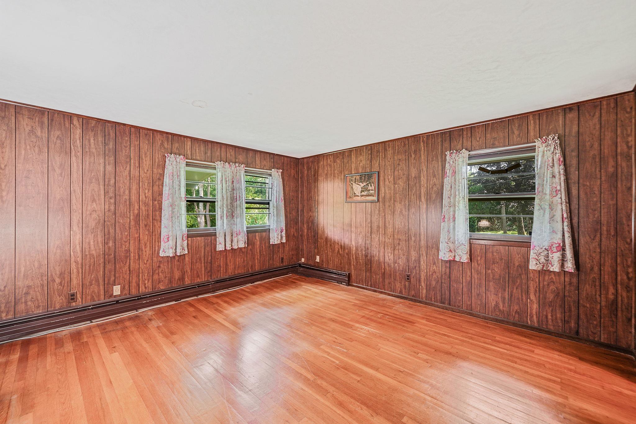 Single Family Deer Park  Suffolk County, NY 11746, MLS-889235-28