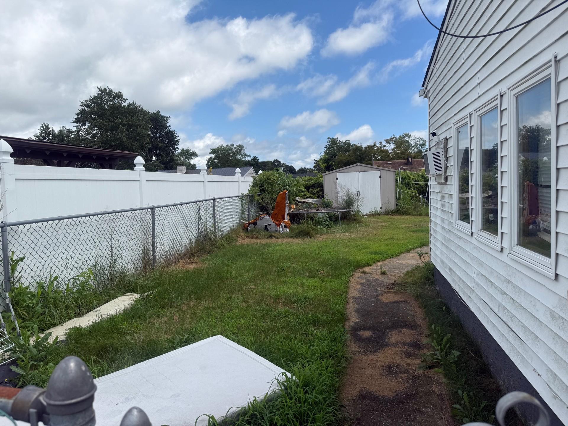 Single Family Hilltop  Suffolk County, NY 11717, MLS-889240-4