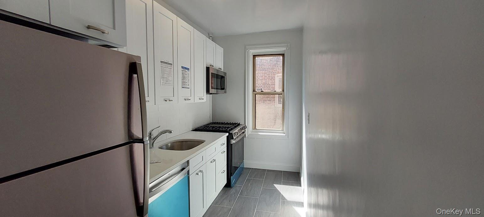 Coop Street  Bronx, NY 10462, MLS-889249-21