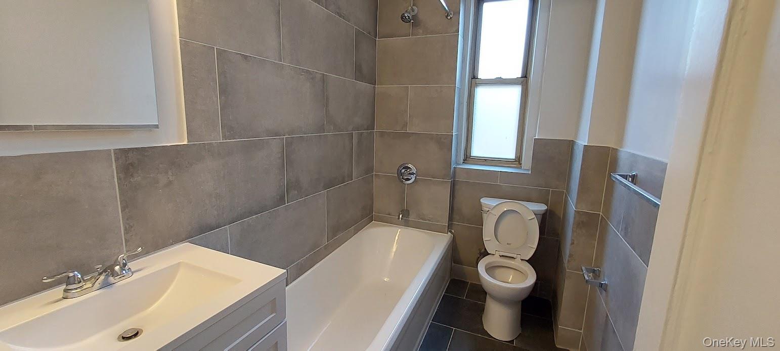 Coop Street  Bronx, NY 10462, MLS-889249-23