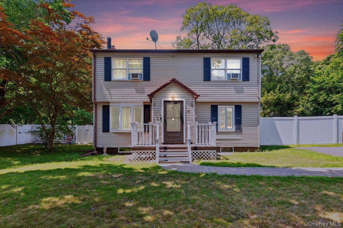 Single Family Myrtle  Suffolk County, NY 11727, MLS-889263-2