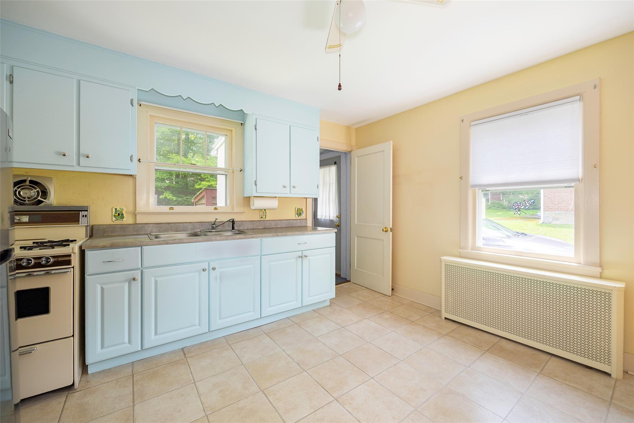 Single Family Oakwood  Ulster County, NY 12561, MLS-889264-15