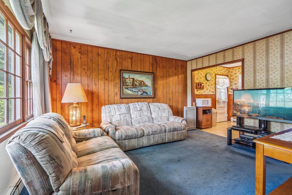 Single Family Rustic  Suffolk County, NY 11720, MLS-889269-5