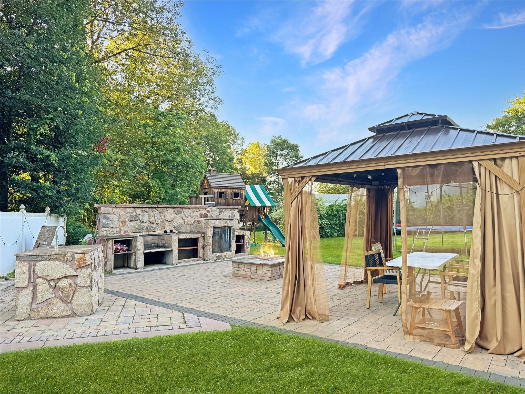 Single Family School  Westchester County, NY 10567, MLS-889305-11