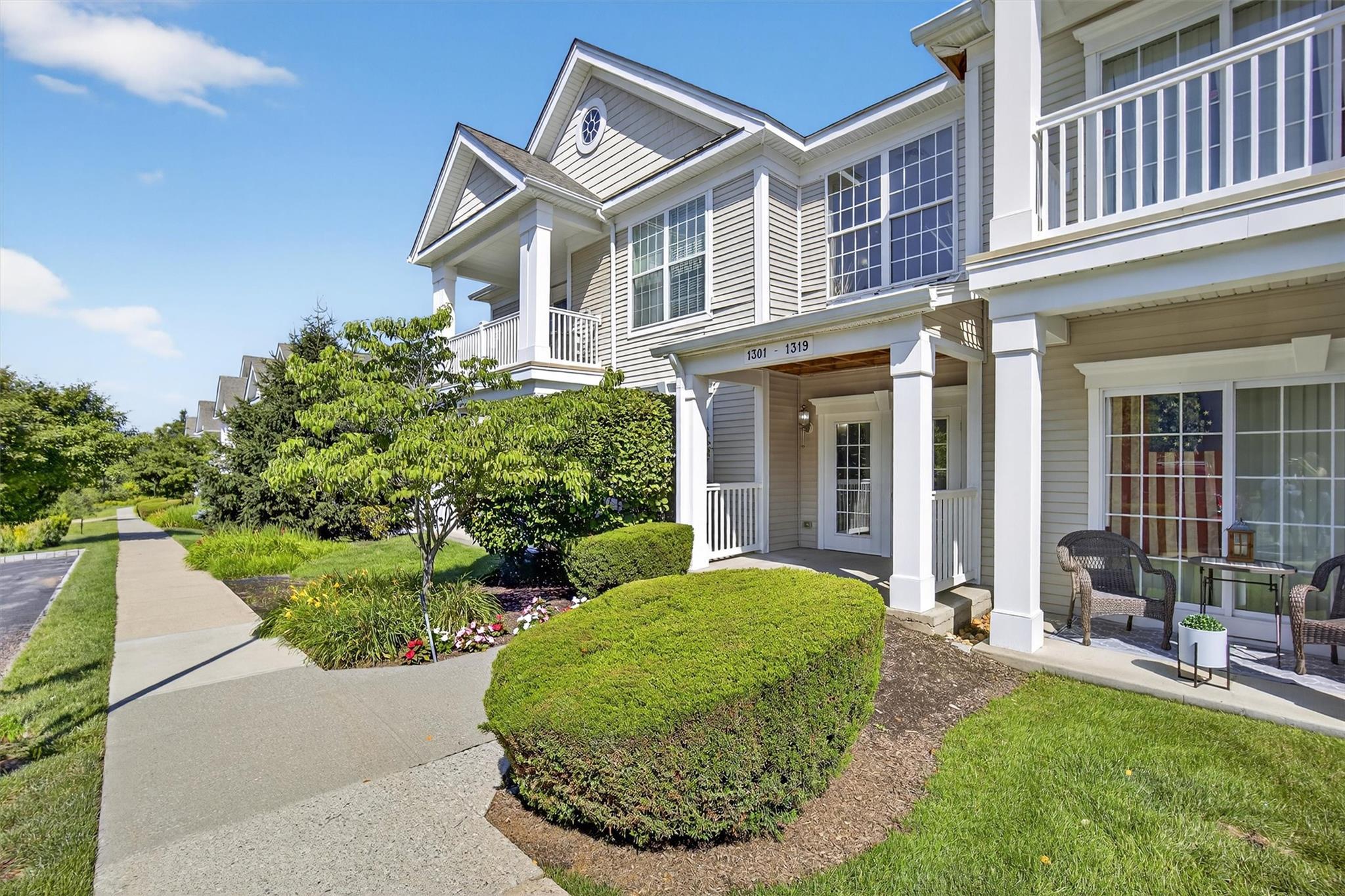 Condo Saratoga  Dutchess County, NY 12524, MLS-889333-2