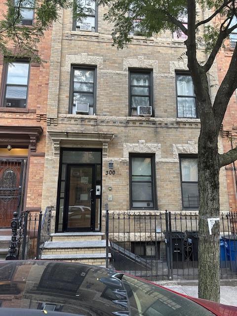Single Family Linden Street  Brooklyn, NY 11237, MLS-889343-2