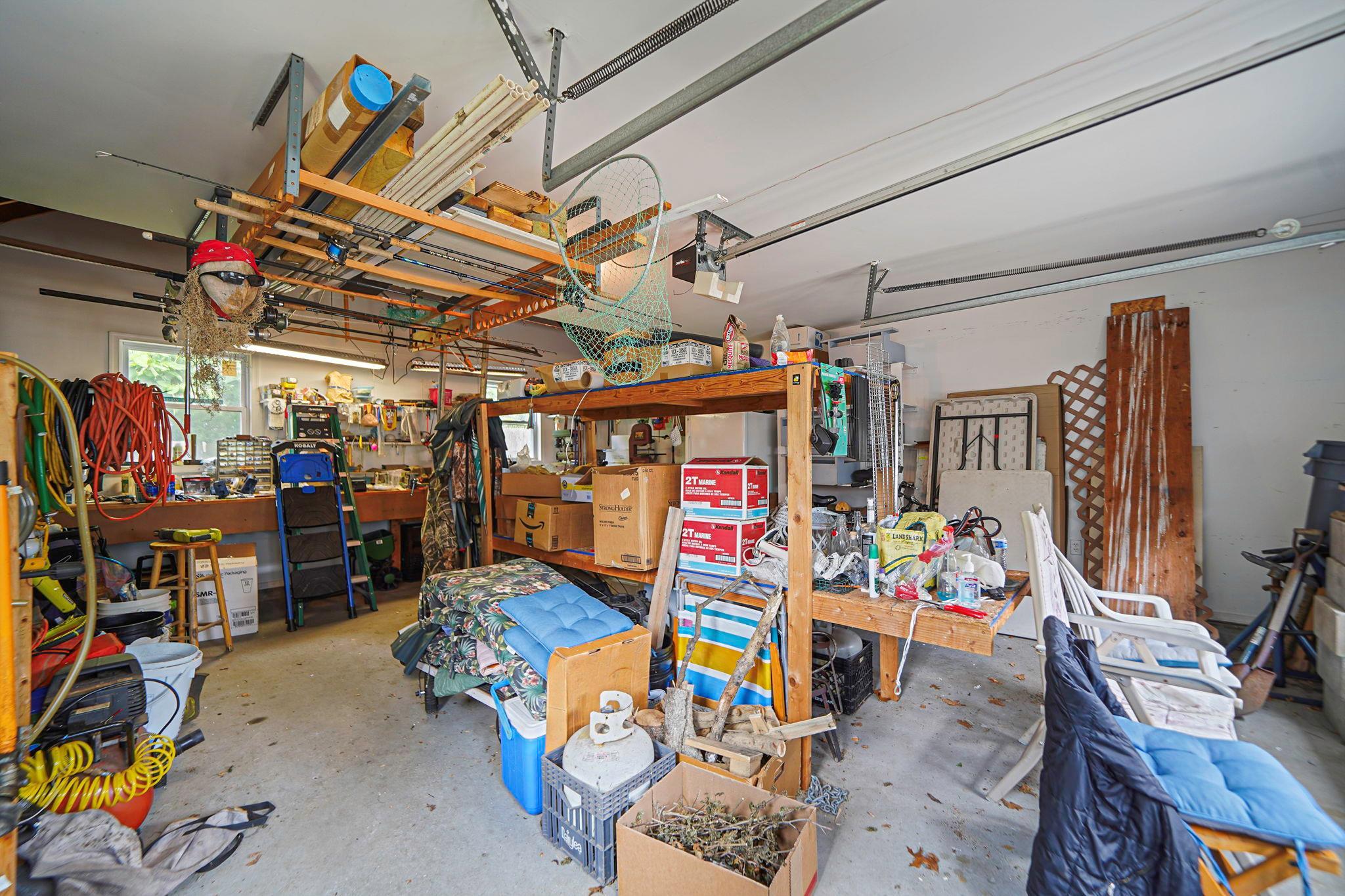 Single Family Oak  Suffolk County, NY 11751, MLS-889356-33