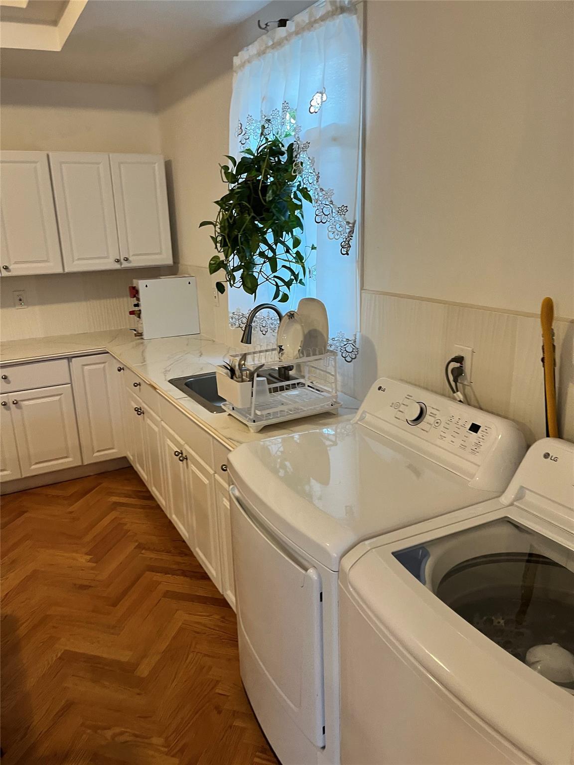 Single Family 87th  Queens, NY 11418, MLS-889370-14