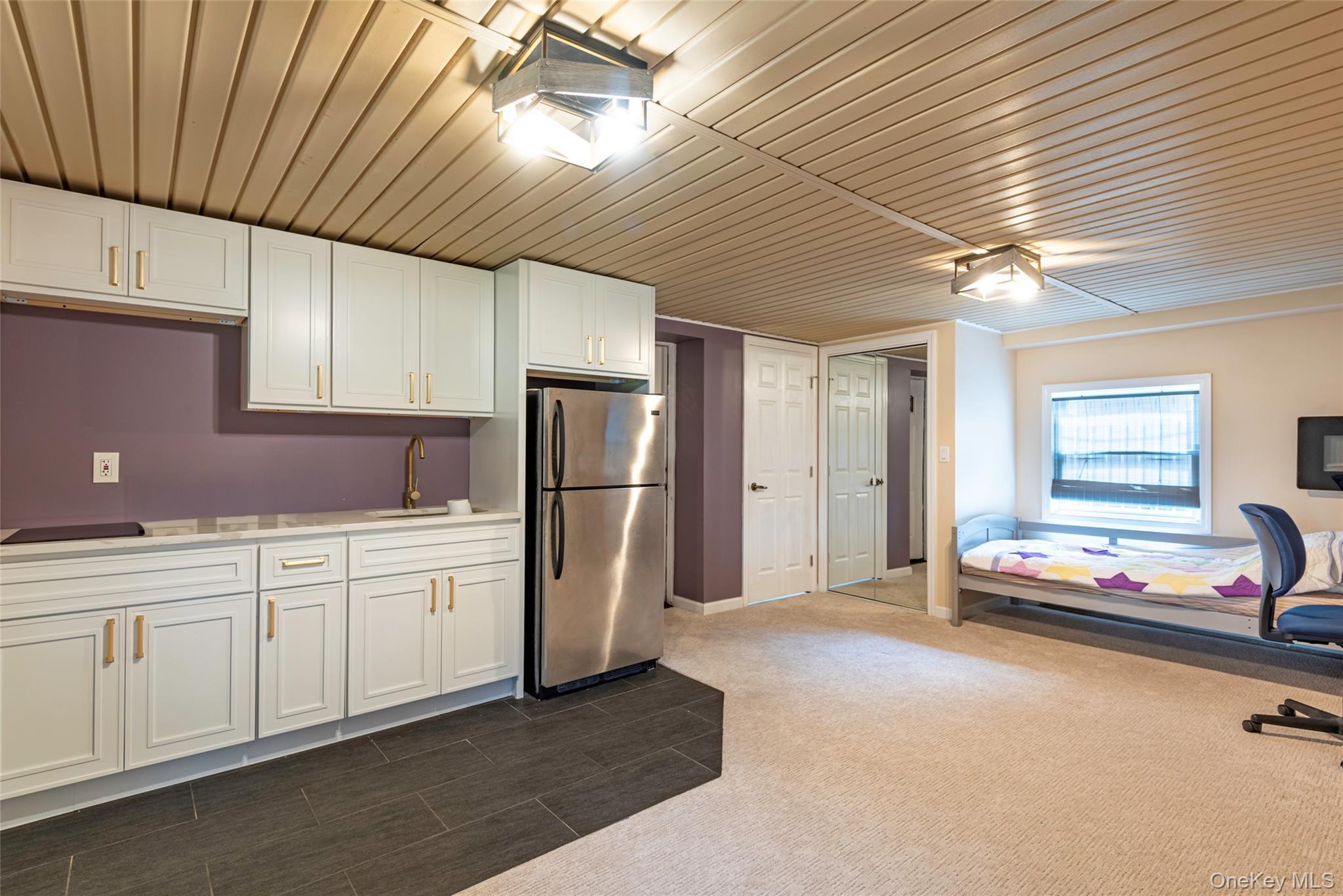 Single Family Manor Nassau County, NY 11020, MLS-889374-43