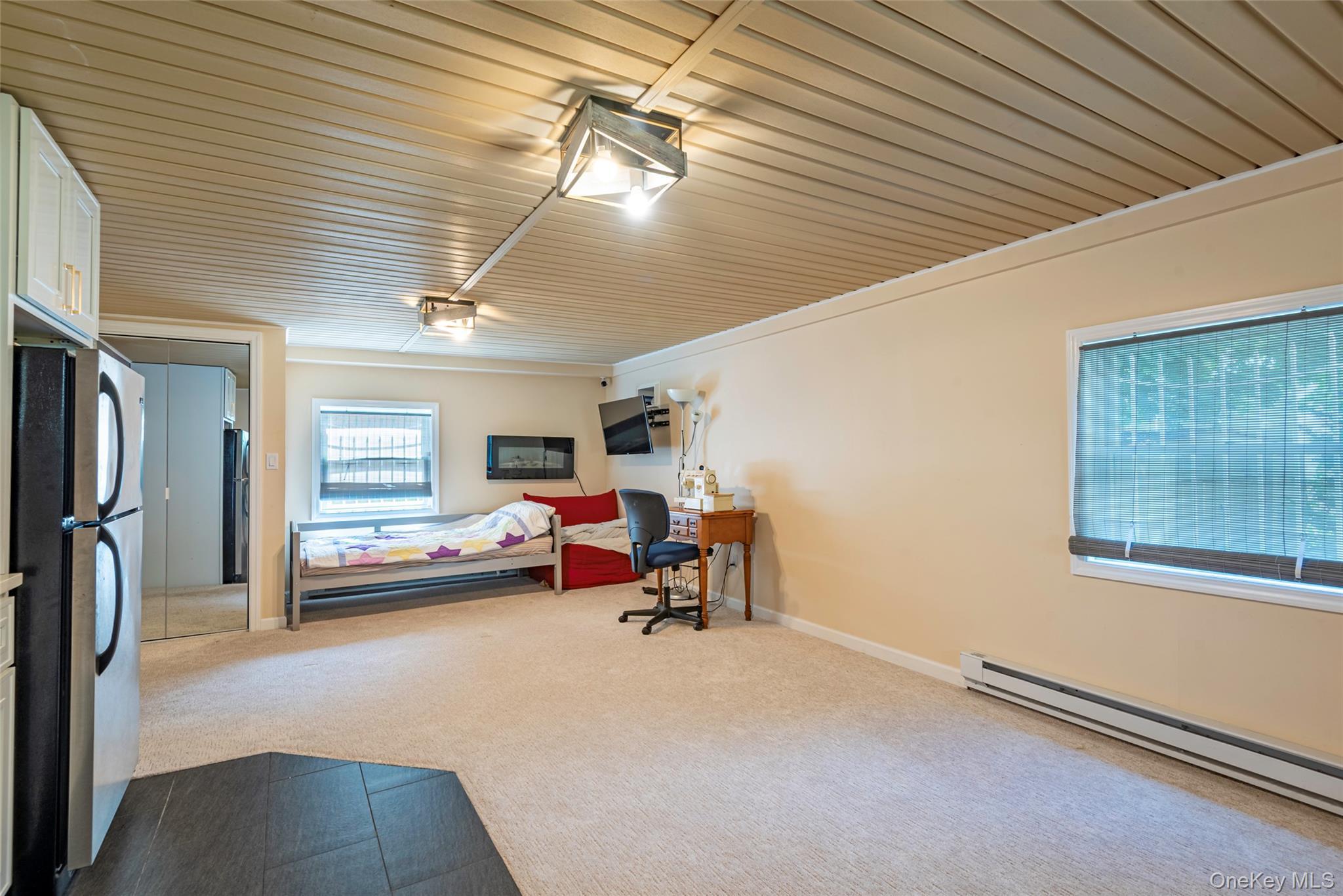 Single Family Manor Nassau County, NY 11020, MLS-889374-44