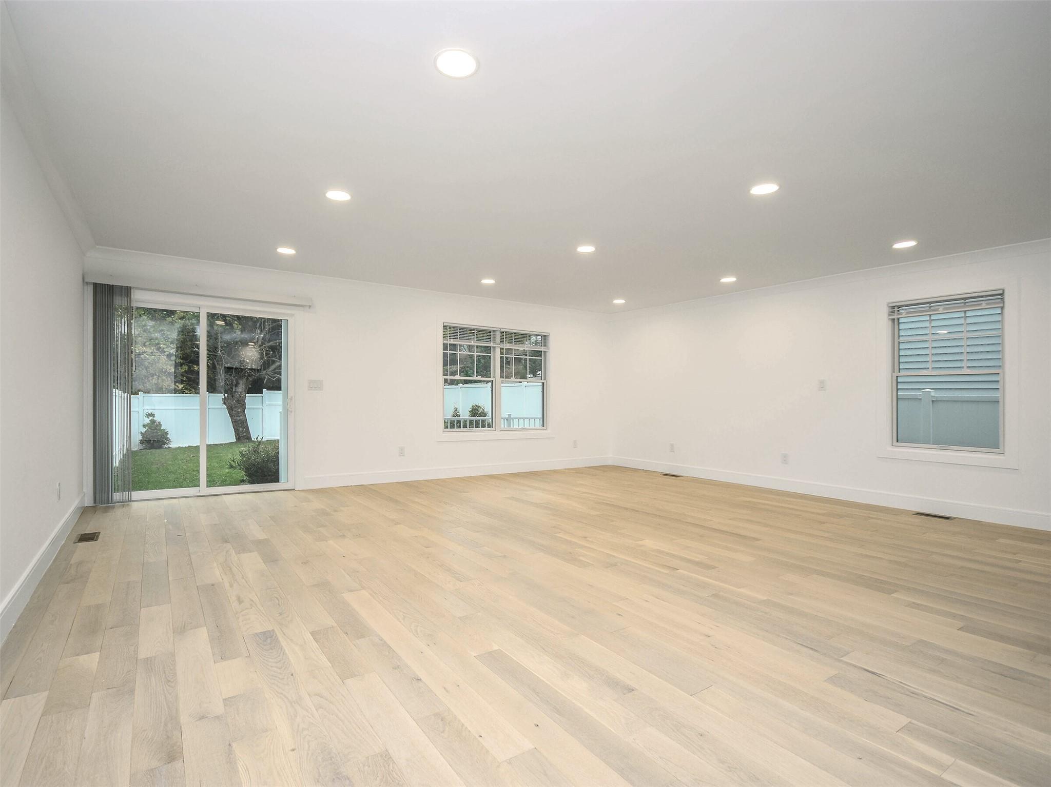 Single Family Dunes Nassau County, NY 11050, MLS-889394-20