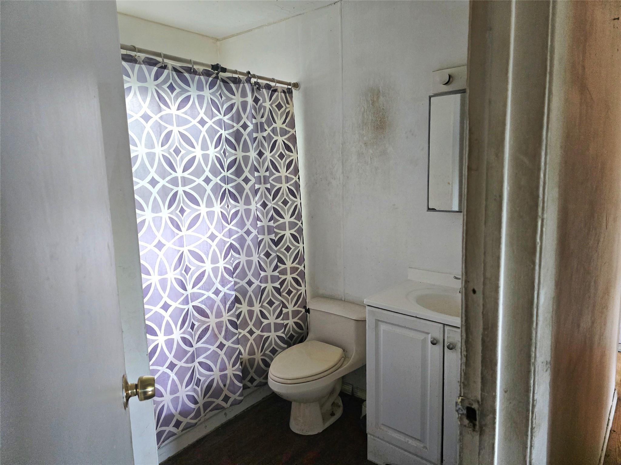 Single Family Manatuck  Suffolk County, NY 11706, MLS-889407-4
