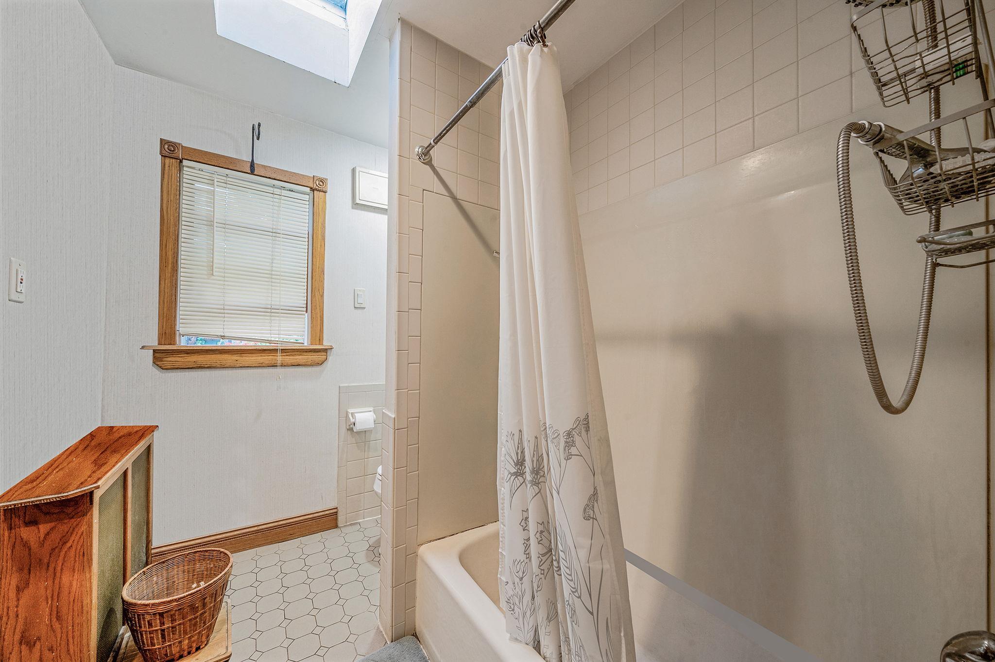 Single Family Berkshire  Suffolk County, NY 11784, MLS-889408-28