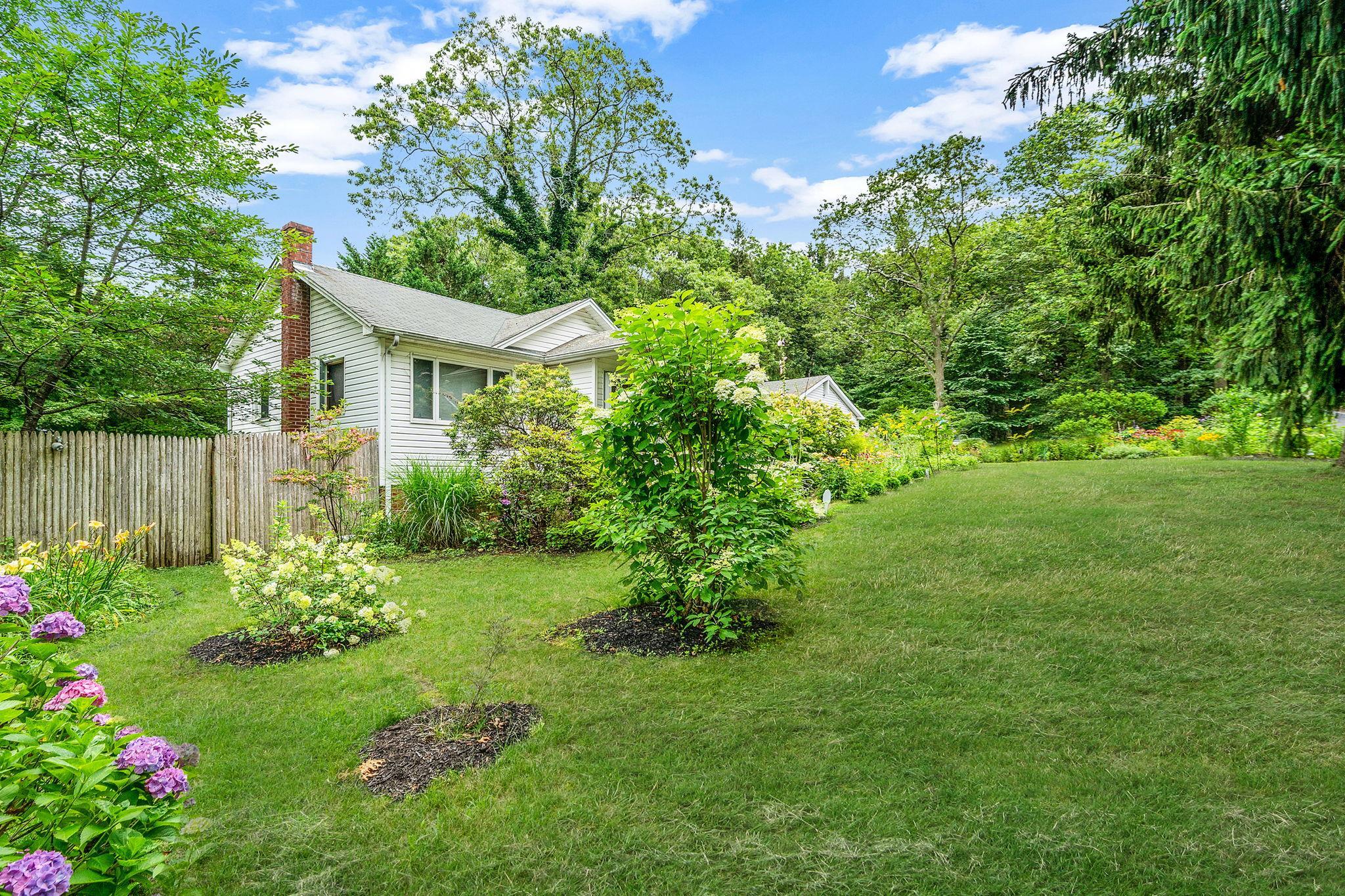 Single Family Berkshire  Suffolk County, NY 11784, MLS-889408-3