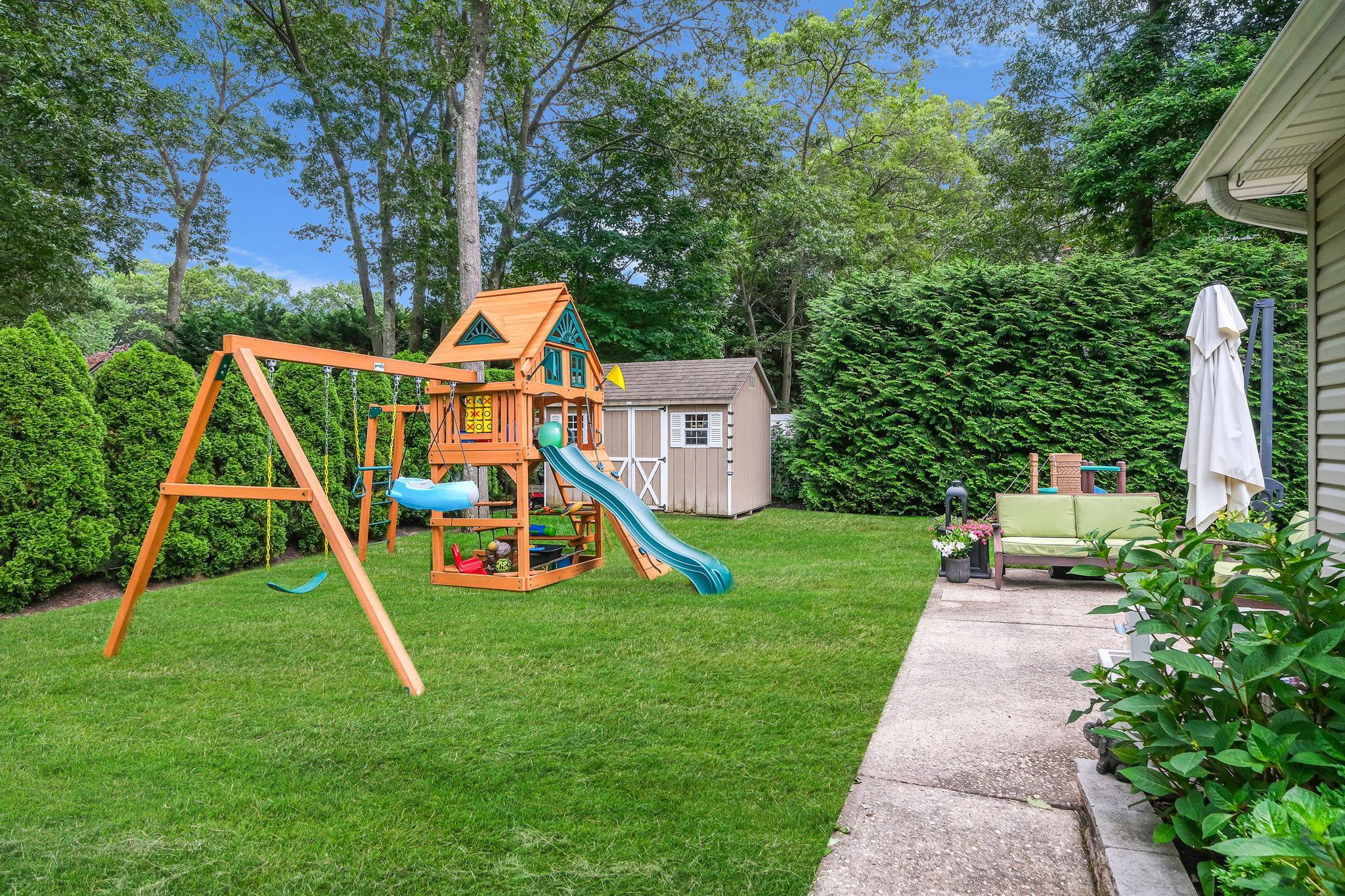 Single Family Patchogue  Suffolk County, NY 11778, MLS-889422-15
