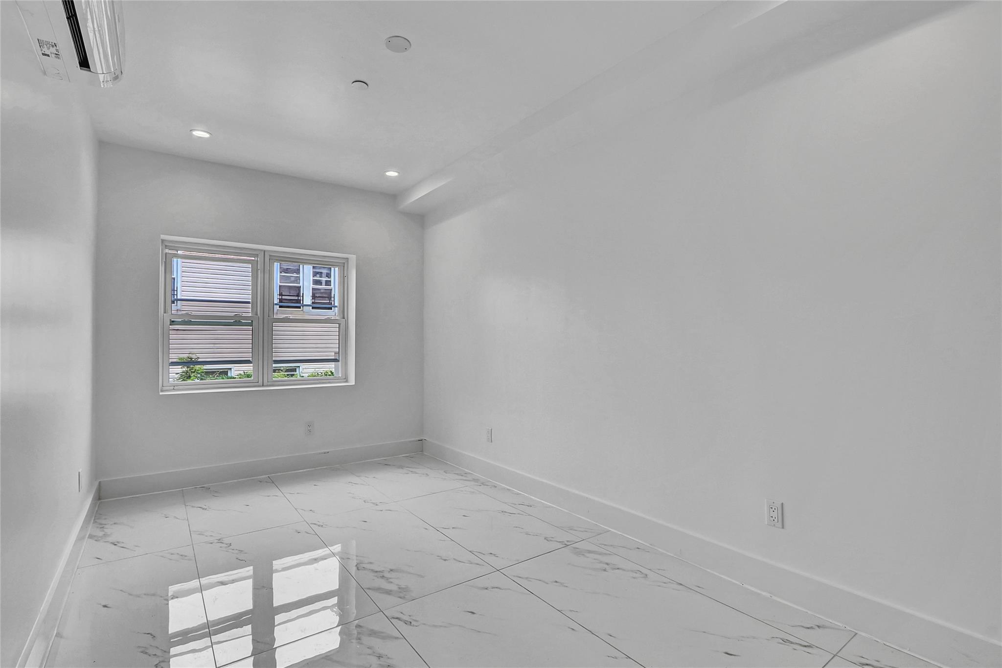 Single Family 95  Queens, NY 11435, MLS-889450-13