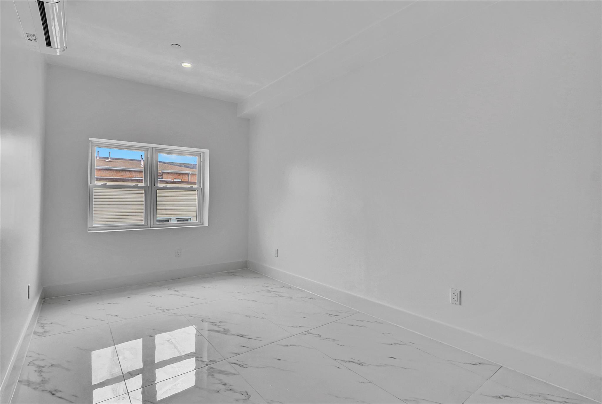 Single Family 95  Queens, NY 11435, MLS-889450-19