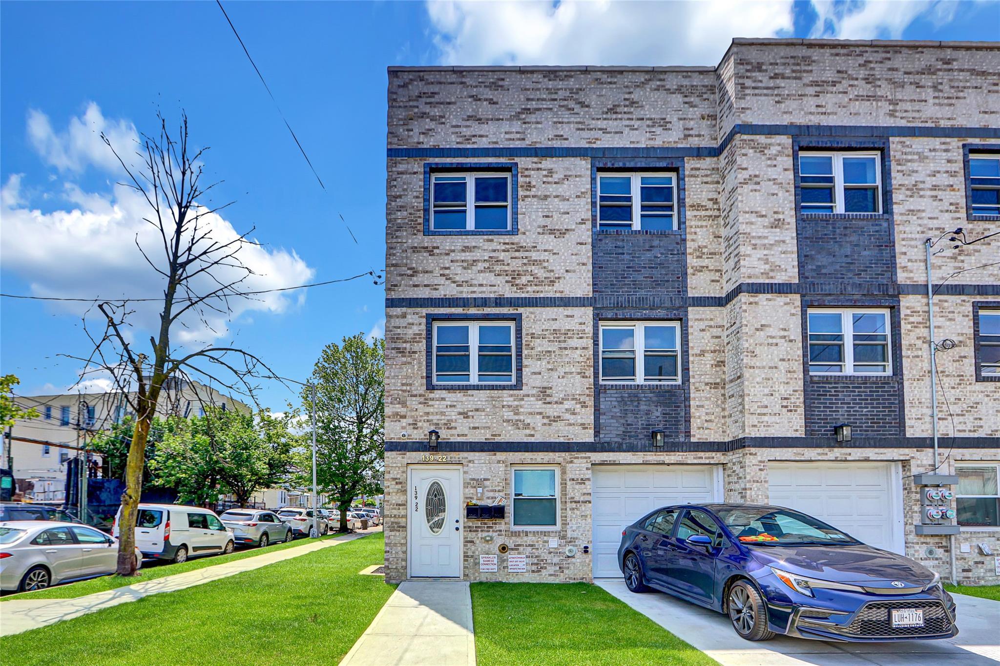 Single Family 95  Queens, NY 11435, MLS-889450-2