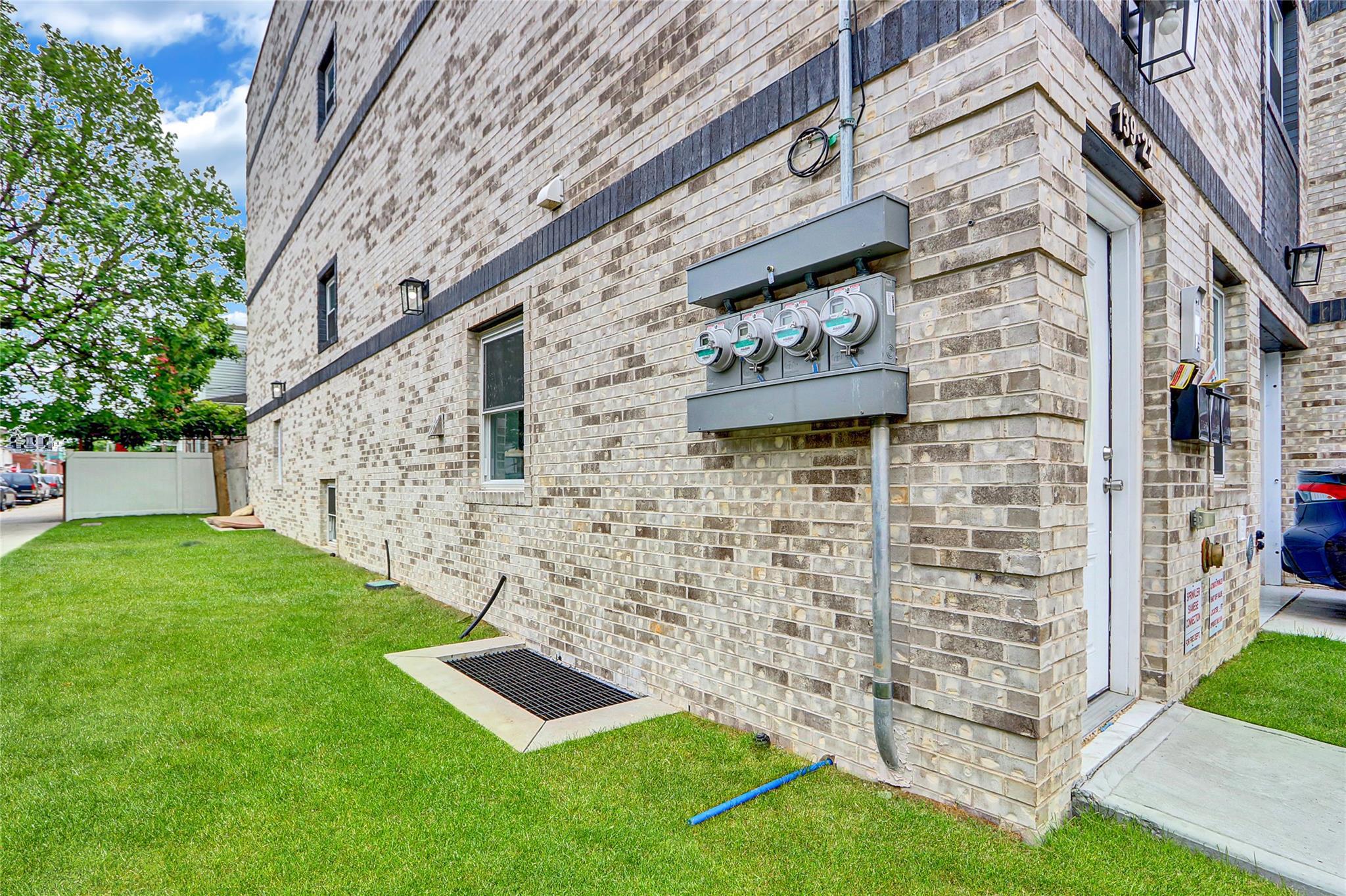 Single Family 95  Queens, NY 11435, MLS-889450-25