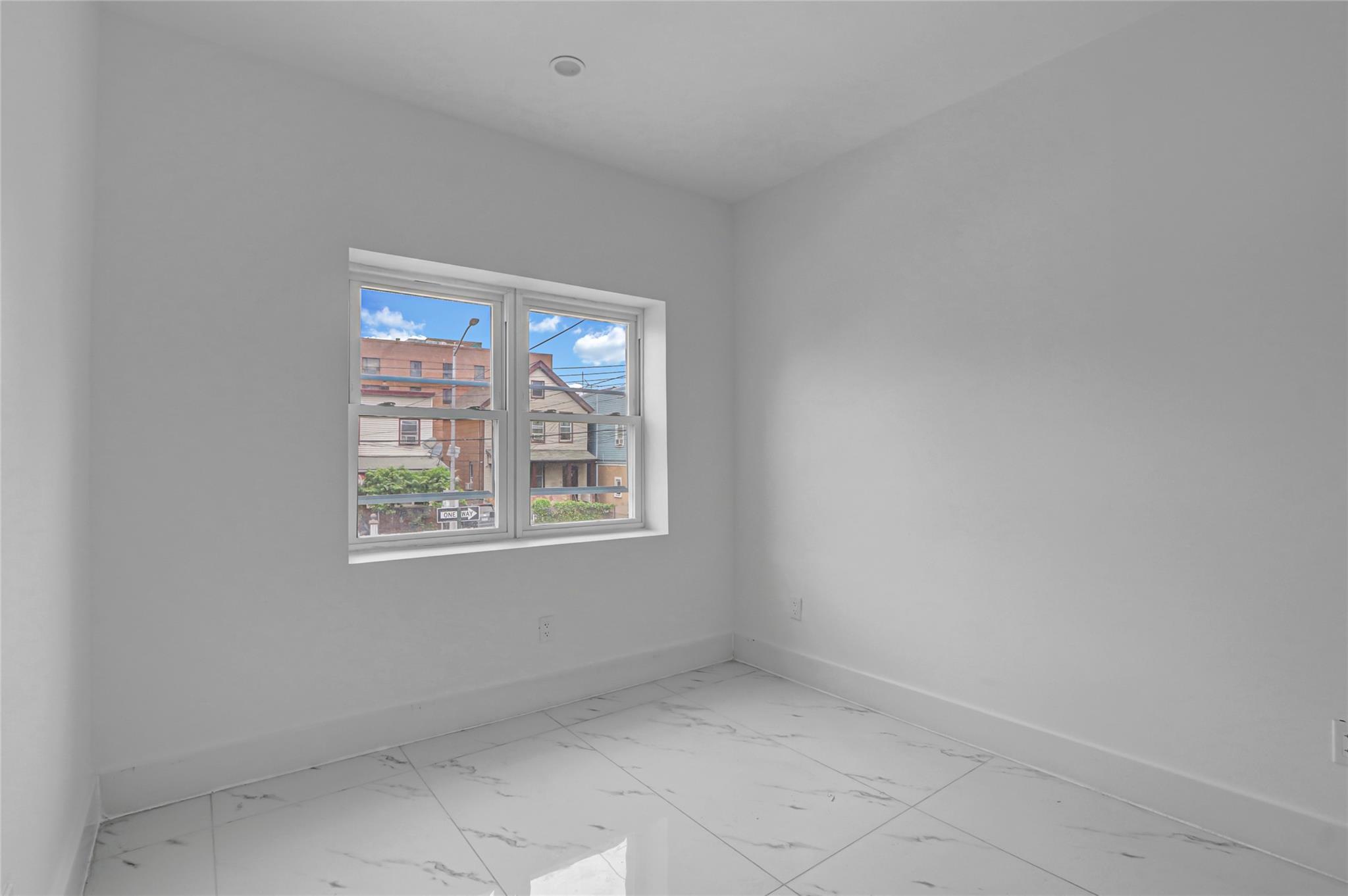 Single Family 95  Queens, NY 11435, MLS-889450-4