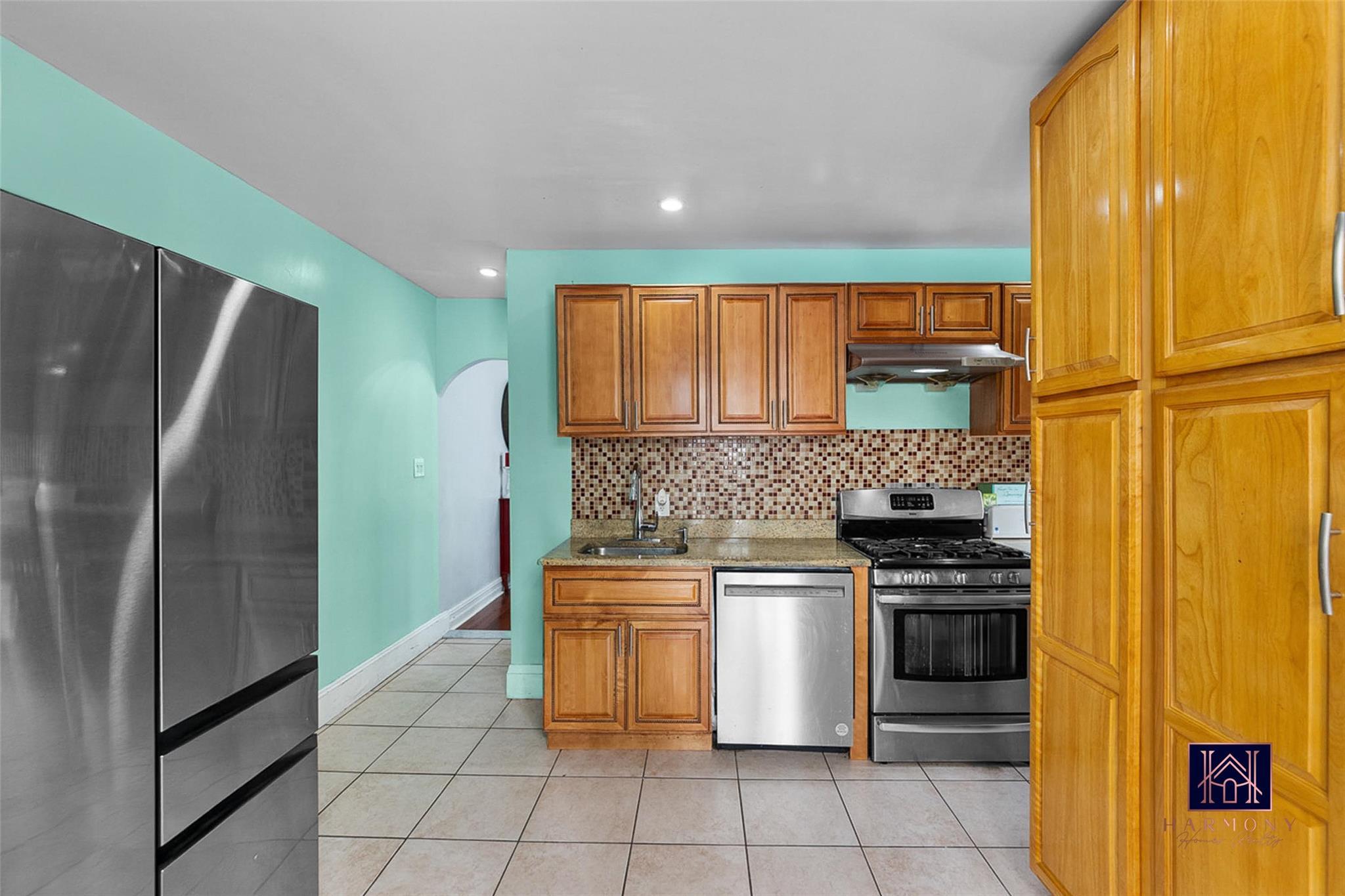 Single Family 38th  Brooklyn, NY 11210, MLS-889482-19
