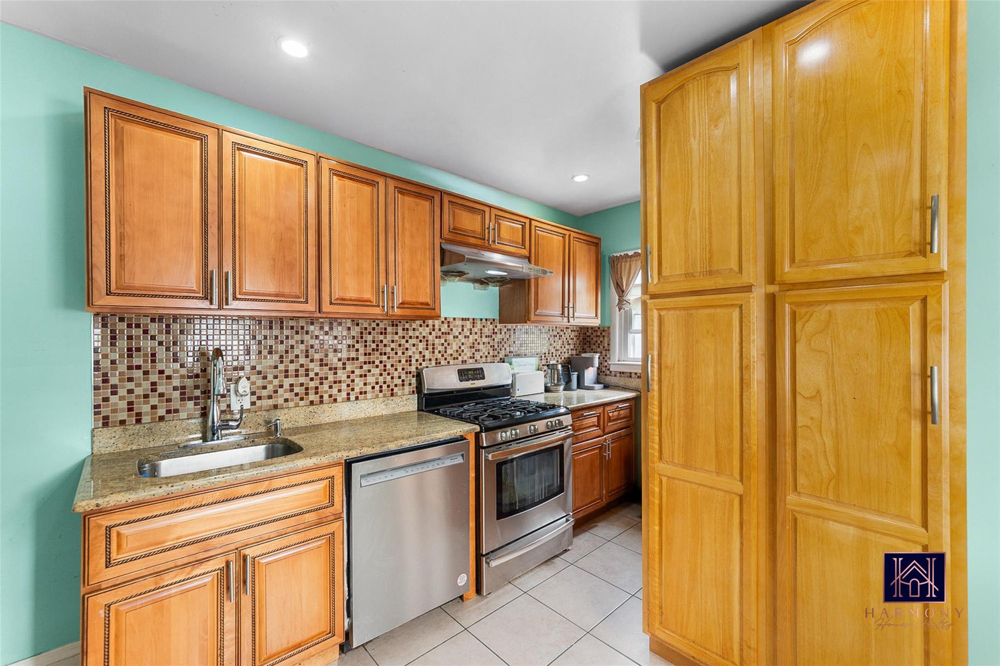 Single Family 38th  Brooklyn, NY 11210, MLS-889482-20