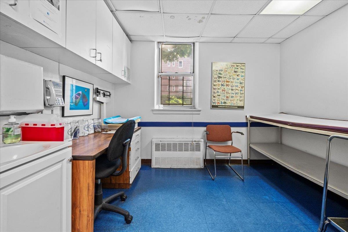 Commercial Sale Henry Hudson Bronx, NY 10463, MLS-889524-3