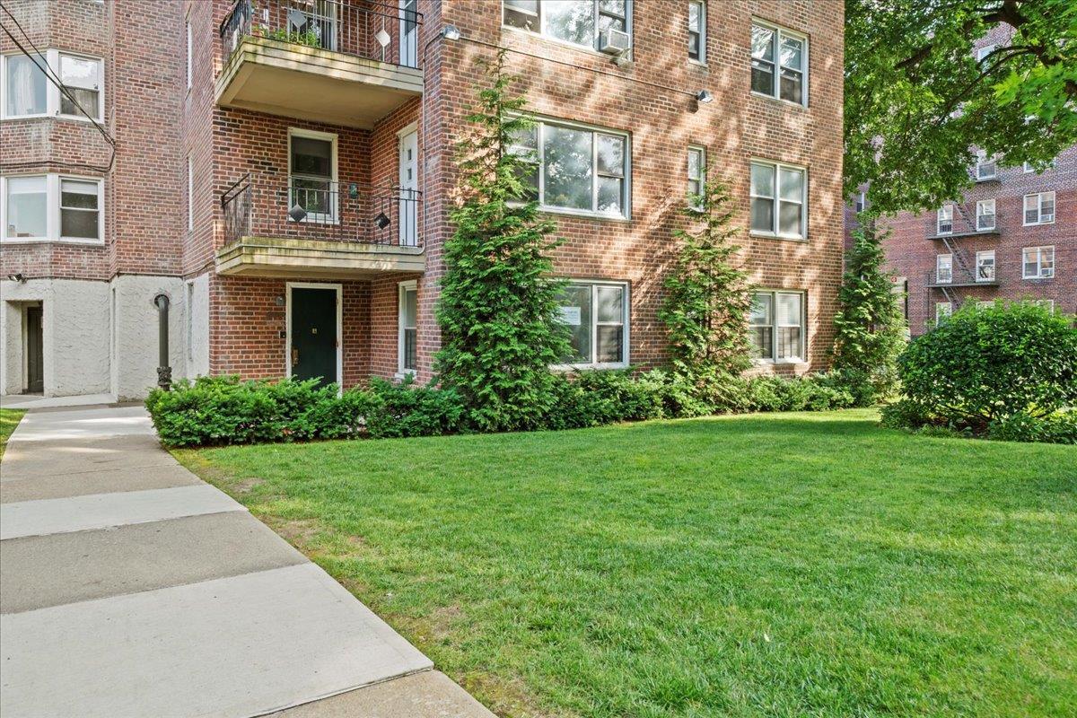 Commercial Sale Henry Hudson Bronx, NY 10463, MLS-889524-7