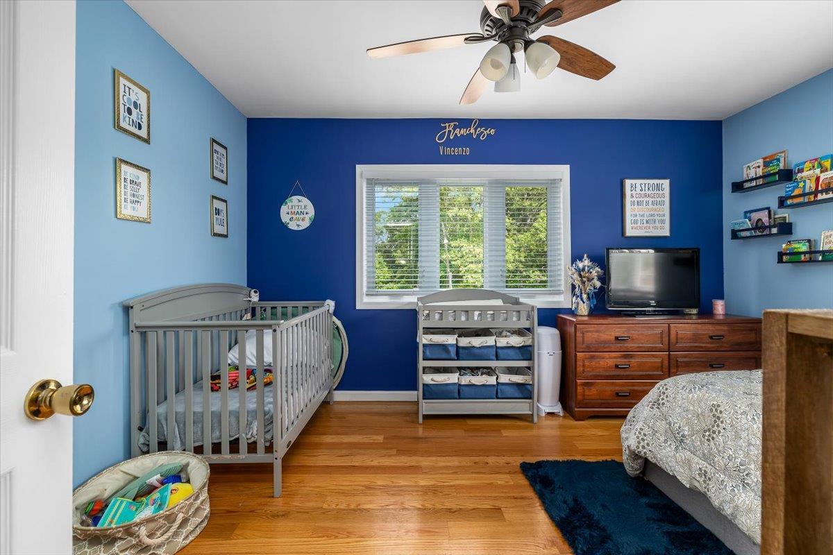 Single Family Mac Arthur  Suffolk County, NY 11788, MLS-889536-12