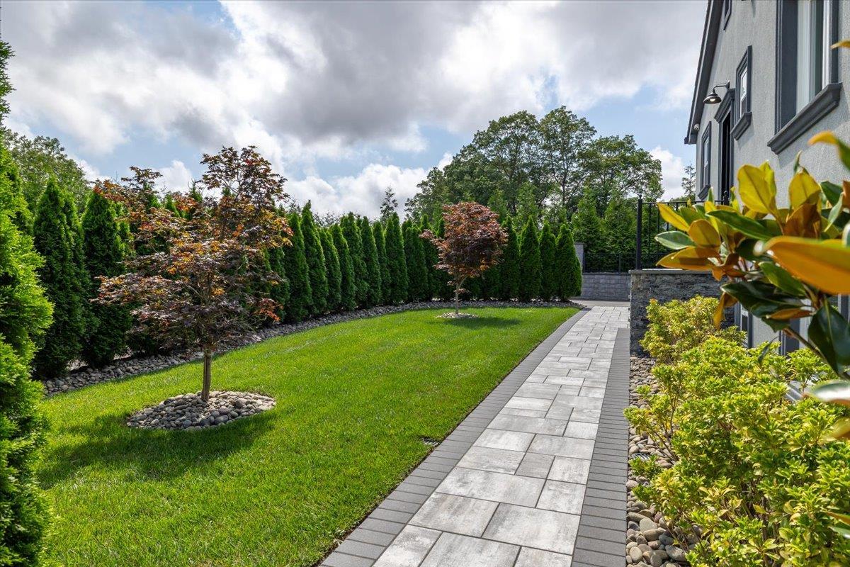 Single Family Mac Arthur  Suffolk County, NY 11788, MLS-889536-27