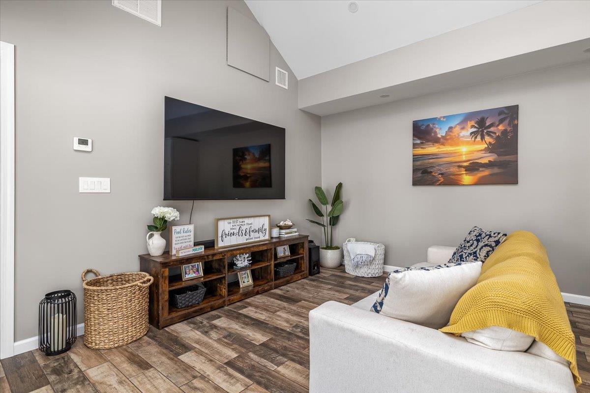 Single Family Mac Arthur  Suffolk County, NY 11788, MLS-889536-31