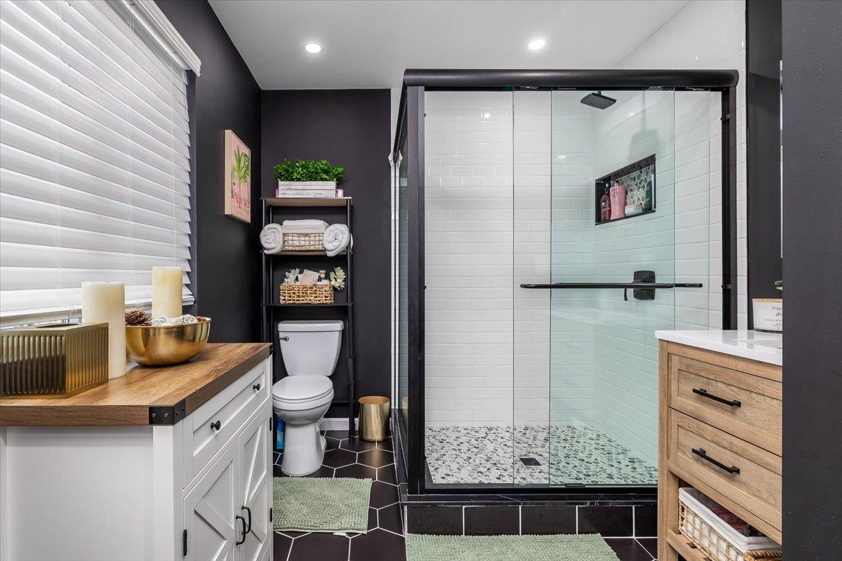 Single Family Mac Arthur  Suffolk County, NY 11788, MLS-889536-33