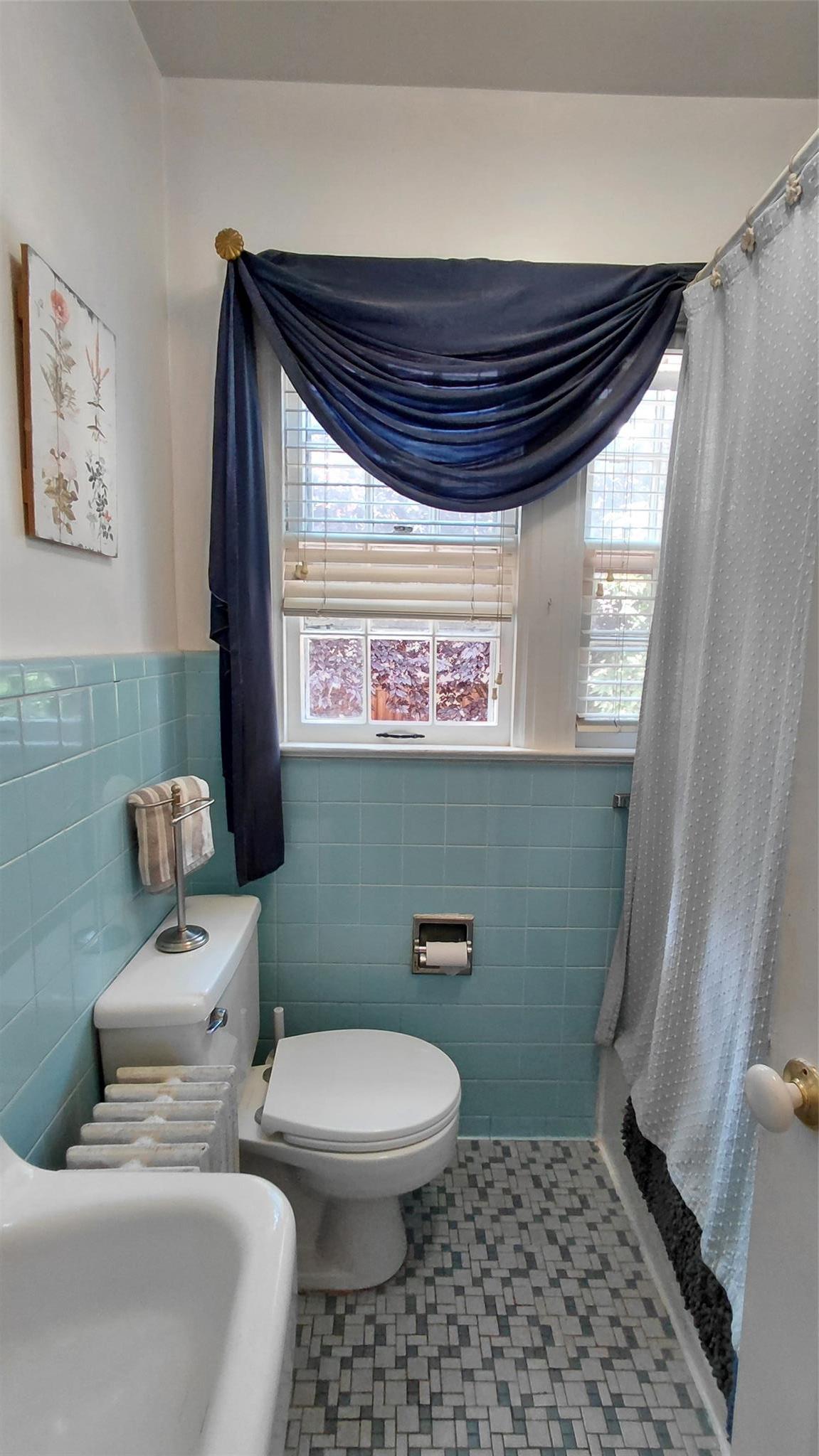 Single Family Glenwood  Queens, NY 11363, MLS-889538-9