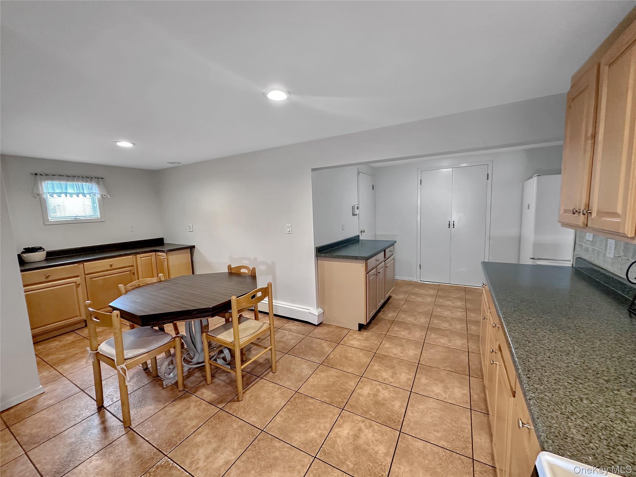 Single Family Crescent  Suffolk County, NY 11735, MLS-889543-20