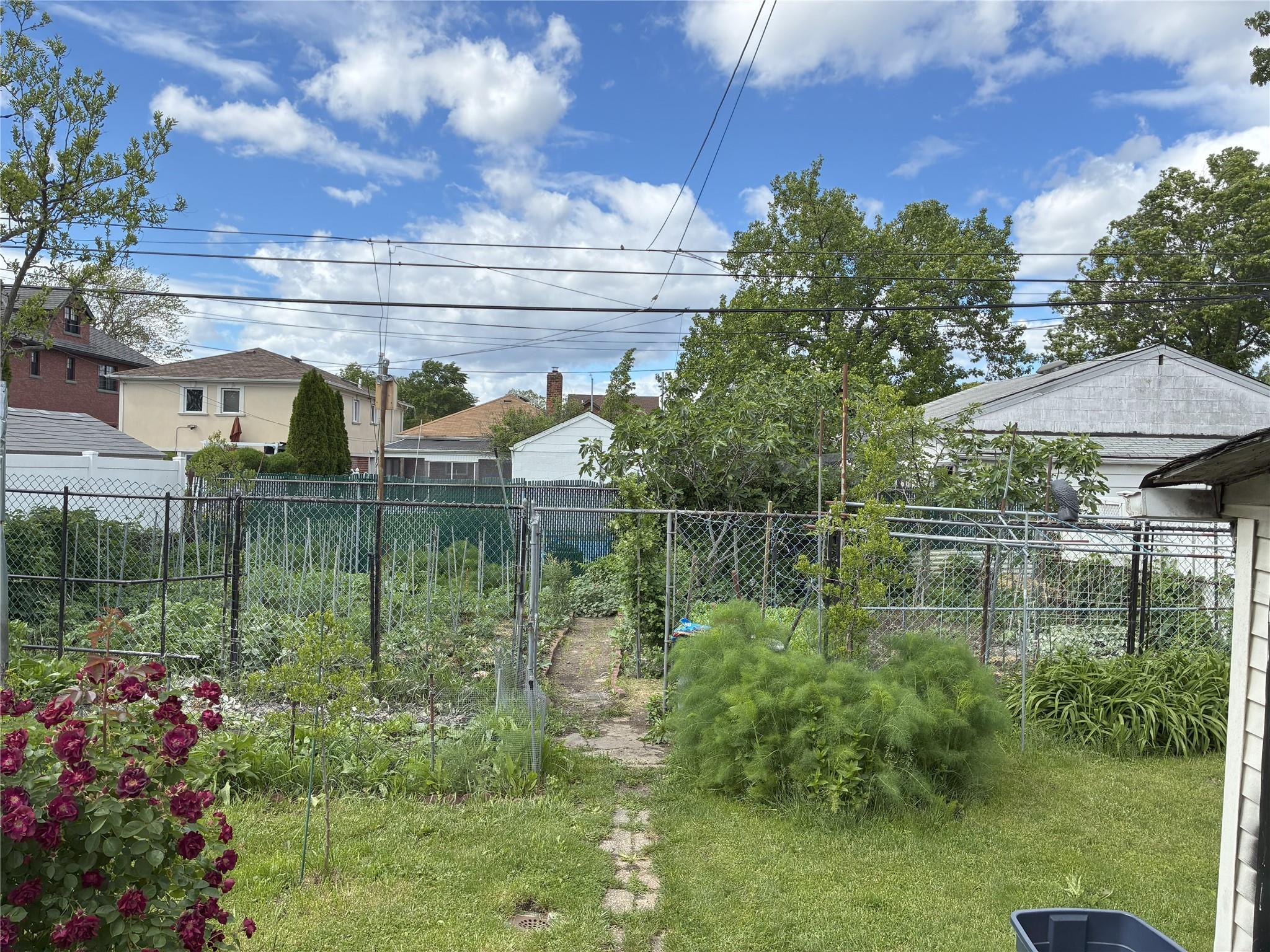 Single Family 23rd  Queens, NY 11357, MLS-889563-5