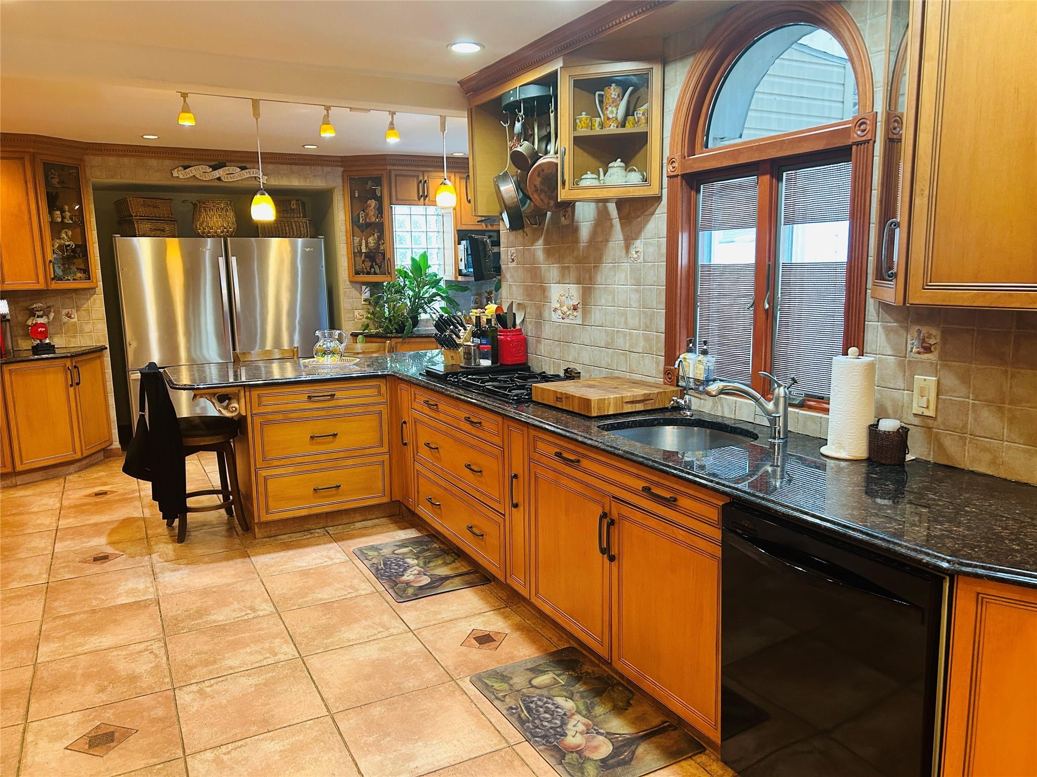 Single Family Beach 131st  Queens, NY 11694, MLS-889572-5
