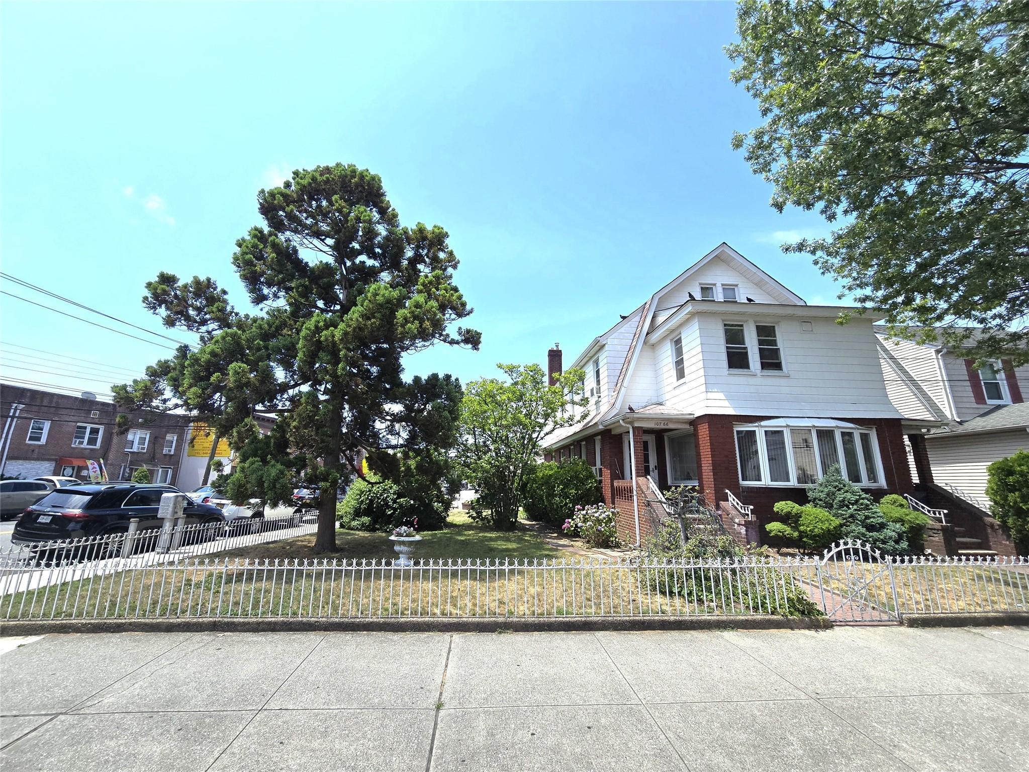 Single Family 92nd  Queens, NY 11417, MLS-889586-2