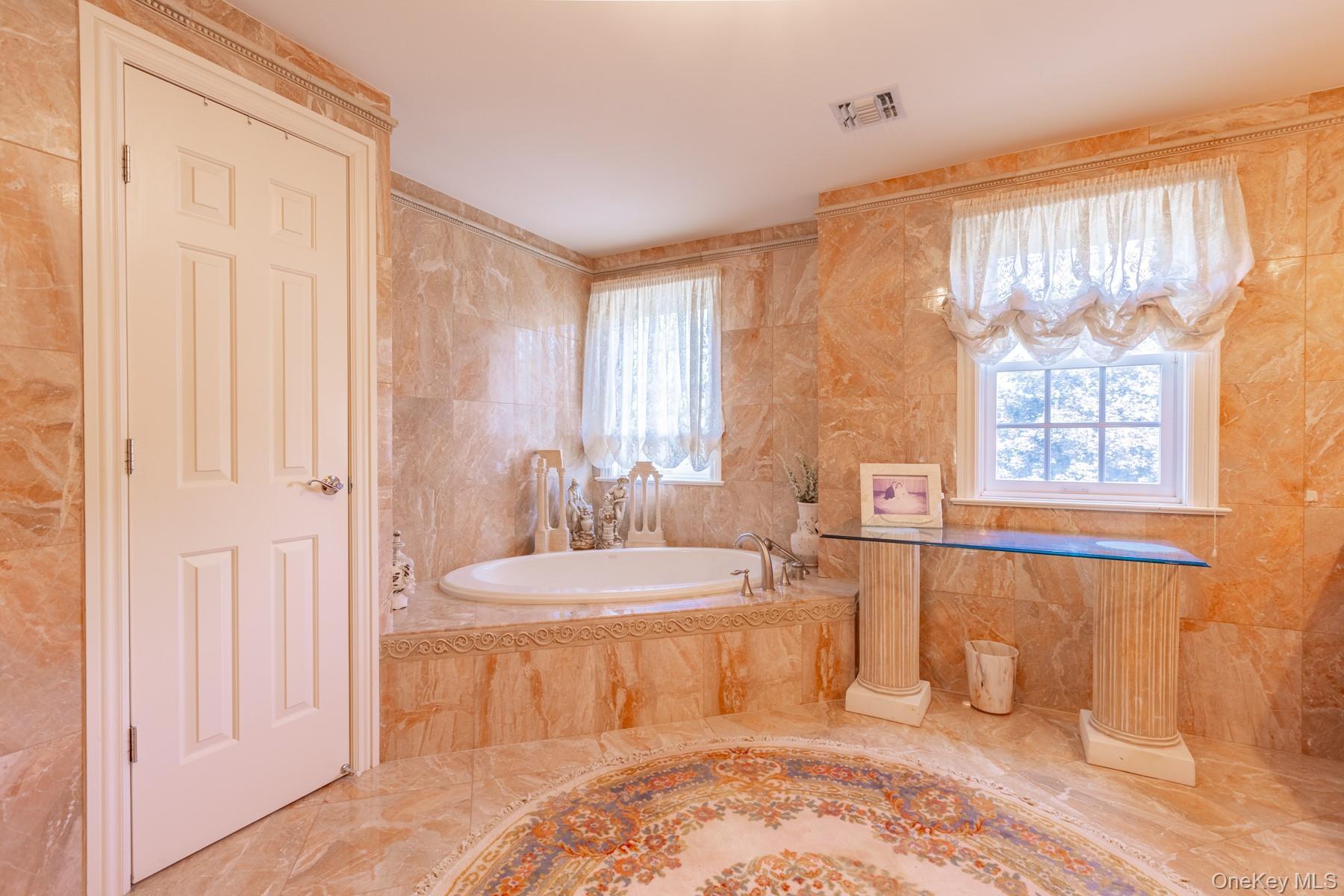Condo Madeira  Suffolk County, NY 11747, MLS-889597-19