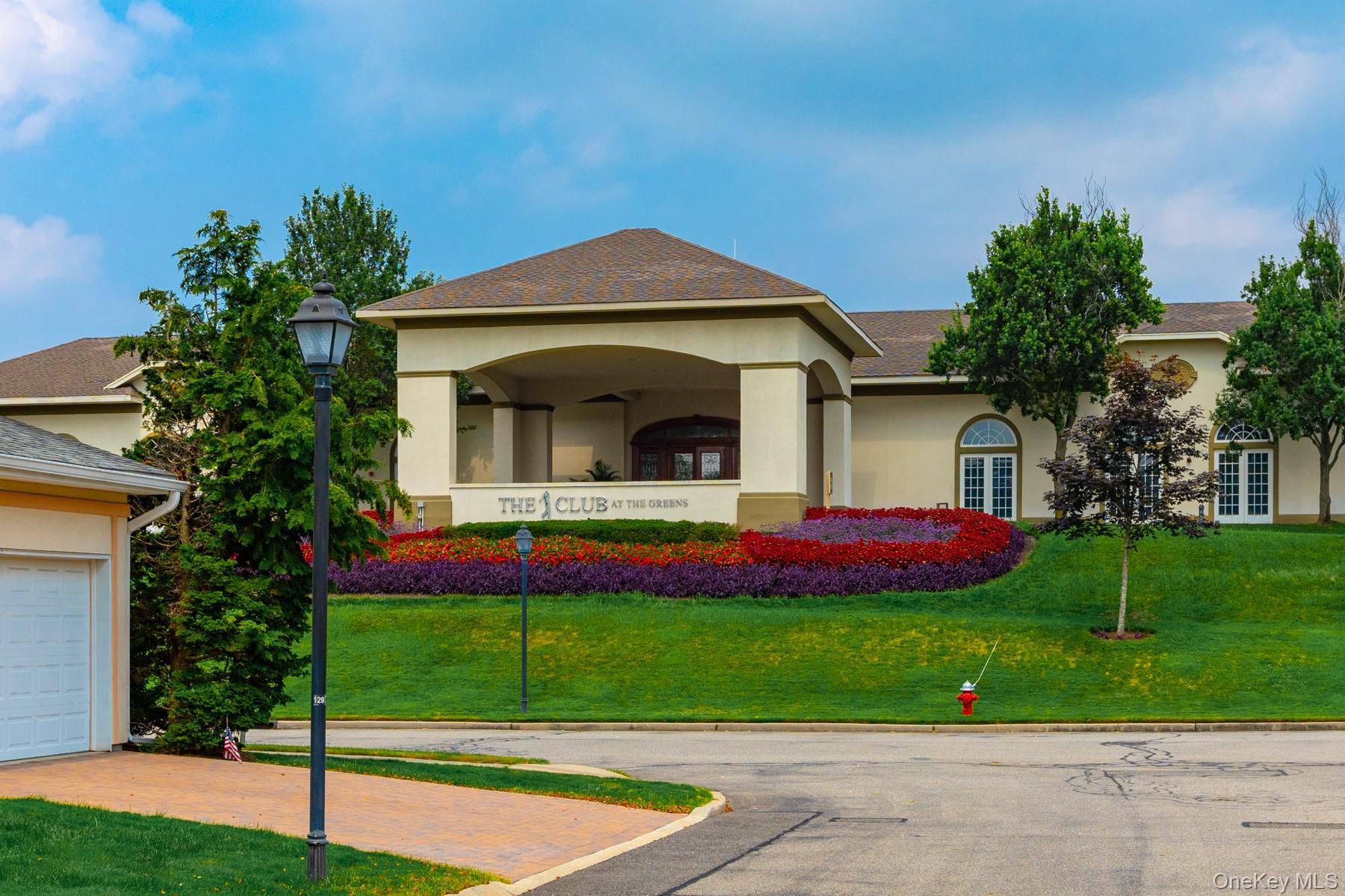 Condo Madeira  Suffolk County, NY 11747, MLS-889597-27