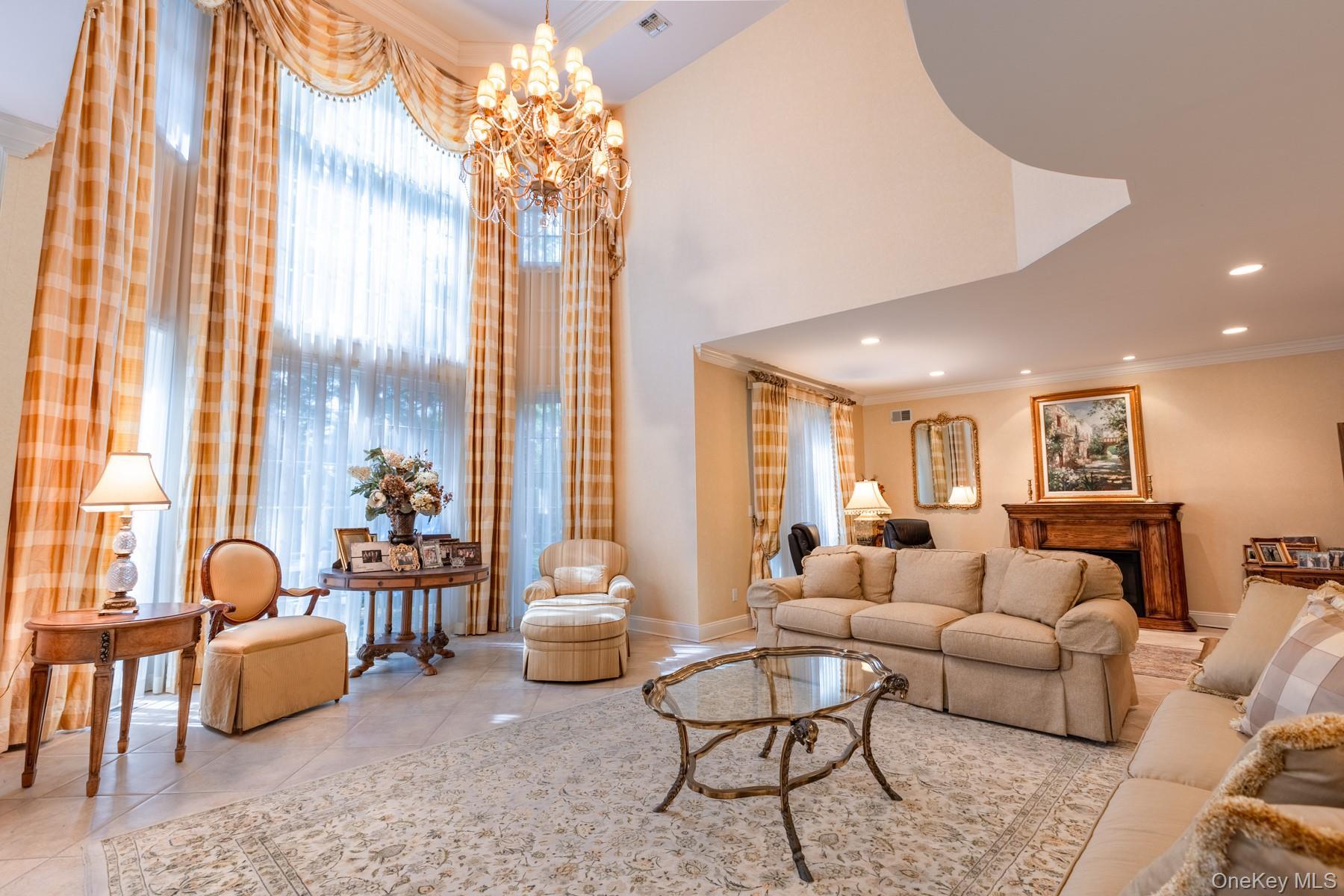 Condo Madeira  Suffolk County, NY 11747, MLS-889597-4