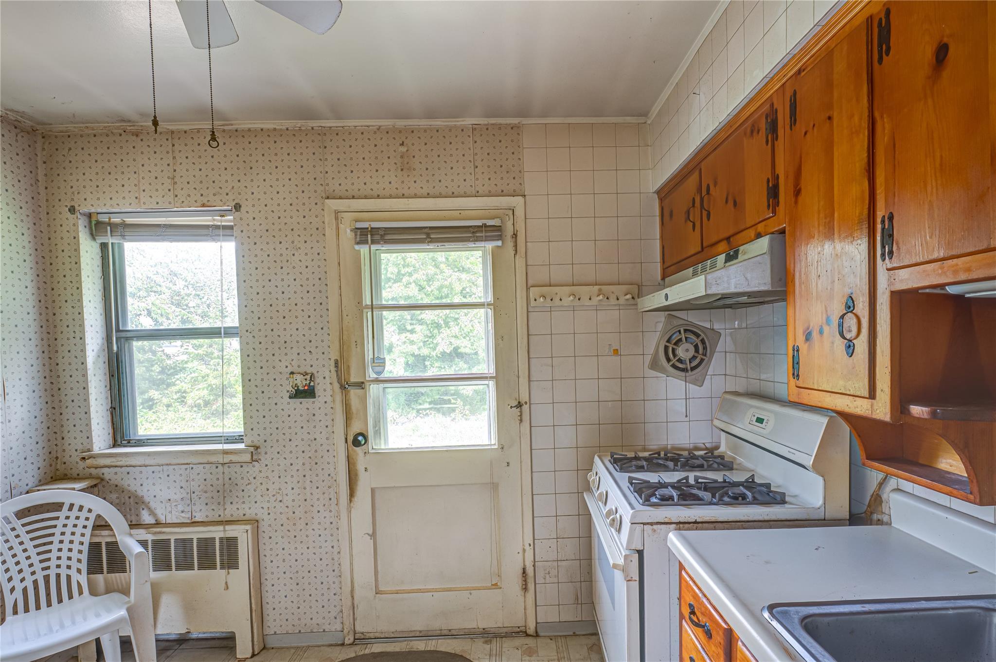 Single Family Peters  Suffolk County, NY 11706, MLS-889601-11