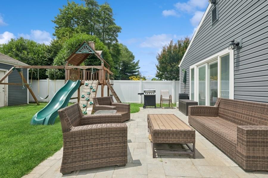 Single Family Cadman  Suffolk County, NY 11702, MLS-889617-23