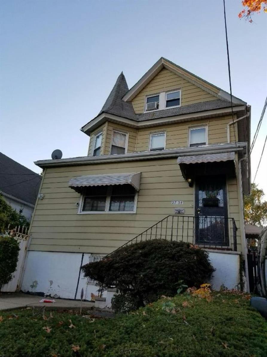 Single Family Butler  Queens, NY 11369, MLS-889625-3