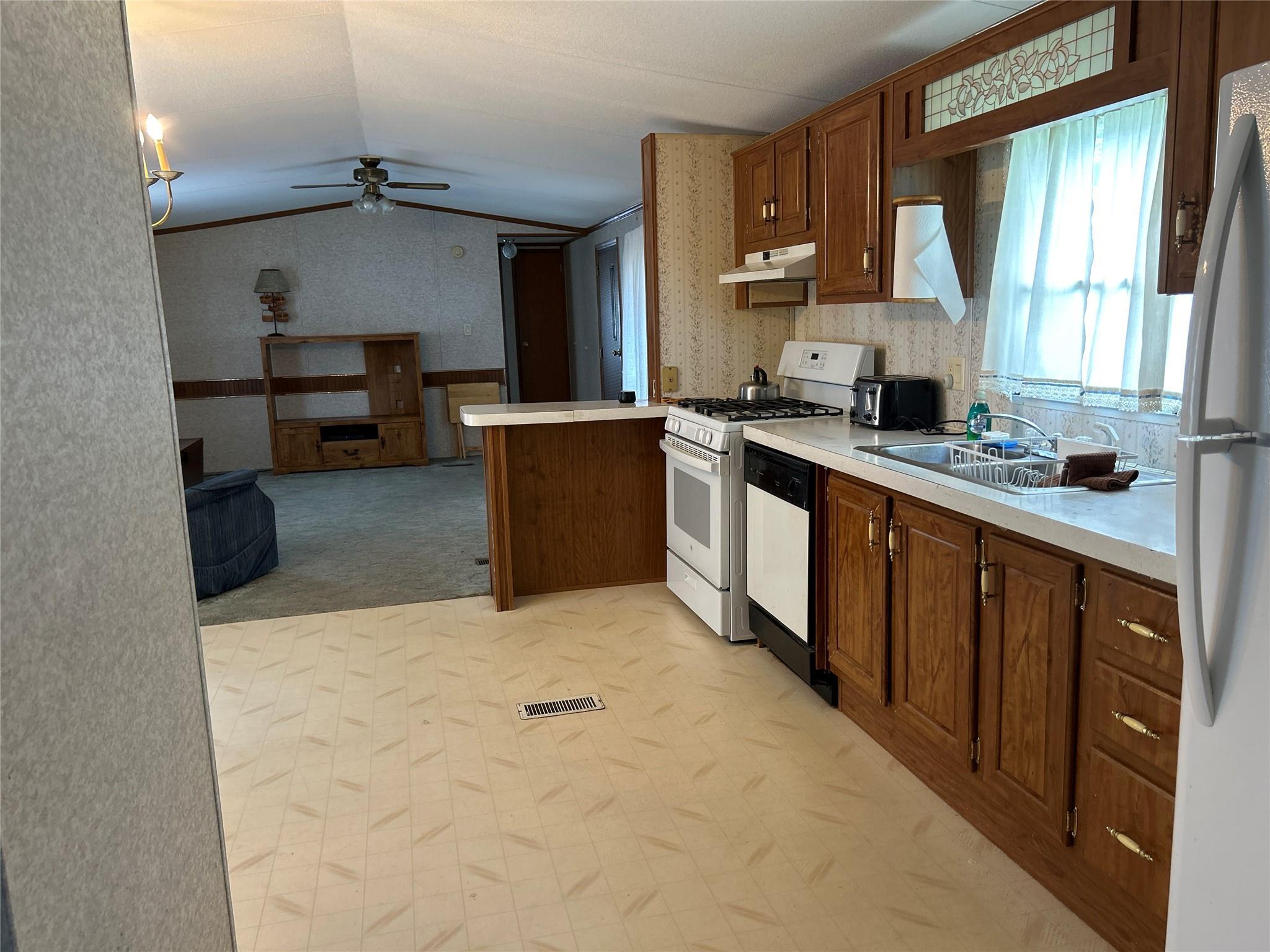 Single Family Old Post Road #3  Dutchess County, NY 12546, MLS-889634-4