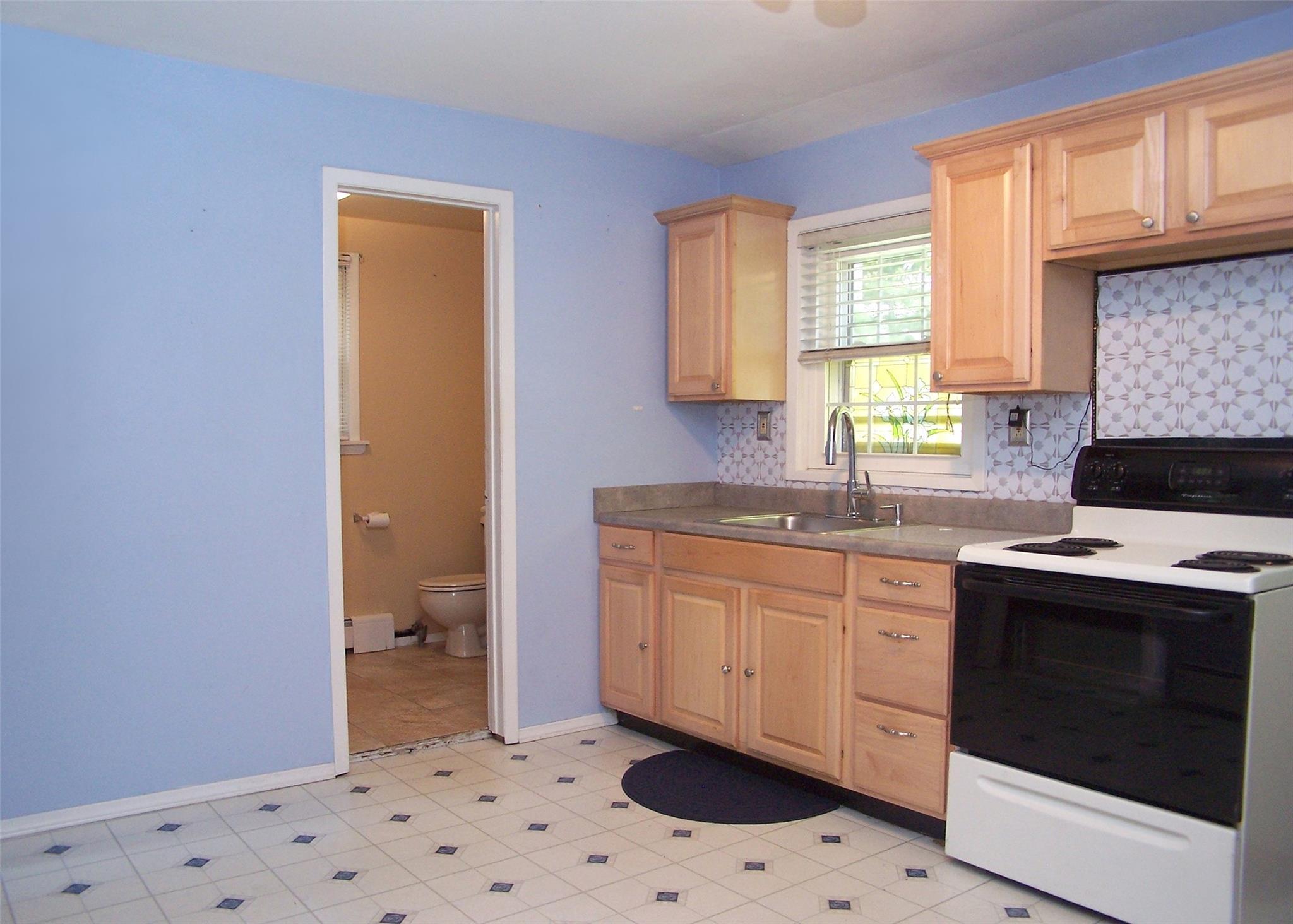 Single Family Ocean  Suffolk County, NY 11716, MLS-889642-6